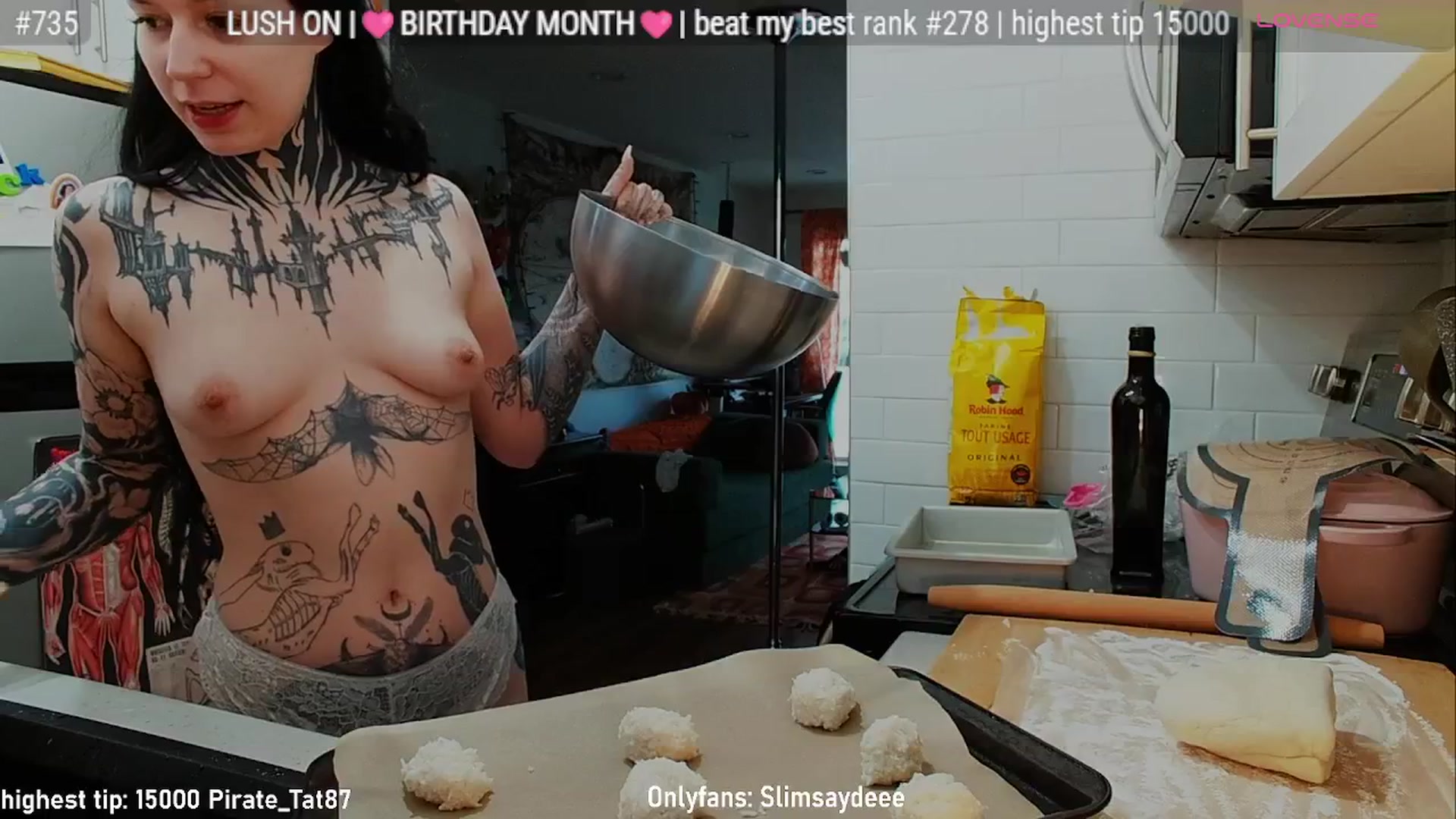 Gallery image thumbnail from slimsaydeee's myfreecams stream on, 04/11/2026, 19:46 image 8 of 20