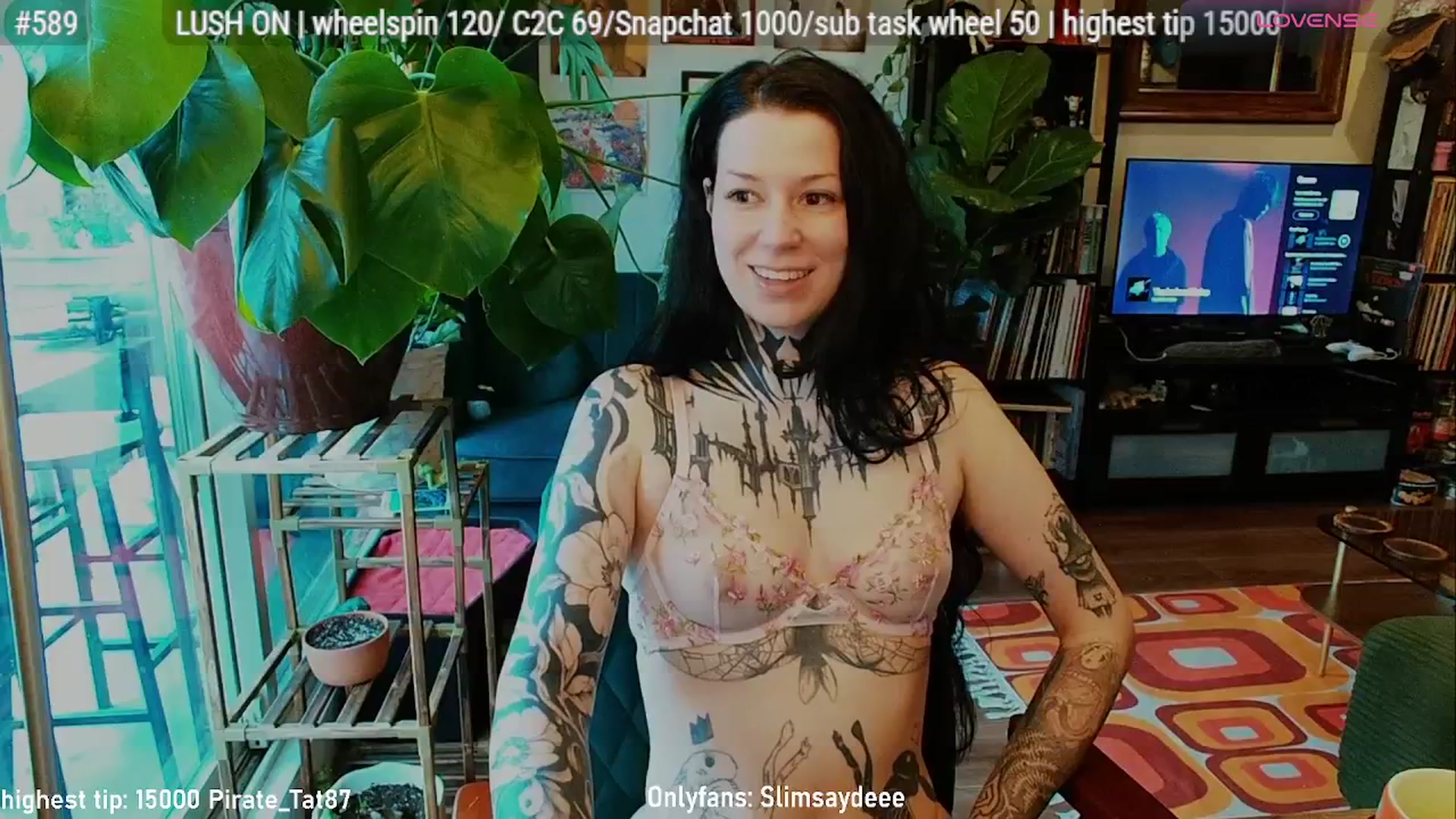 Gallery image thumbnail from slimsaydeee's myfreecams stream on, 04/14/2026, 18:11 image 7 of 20