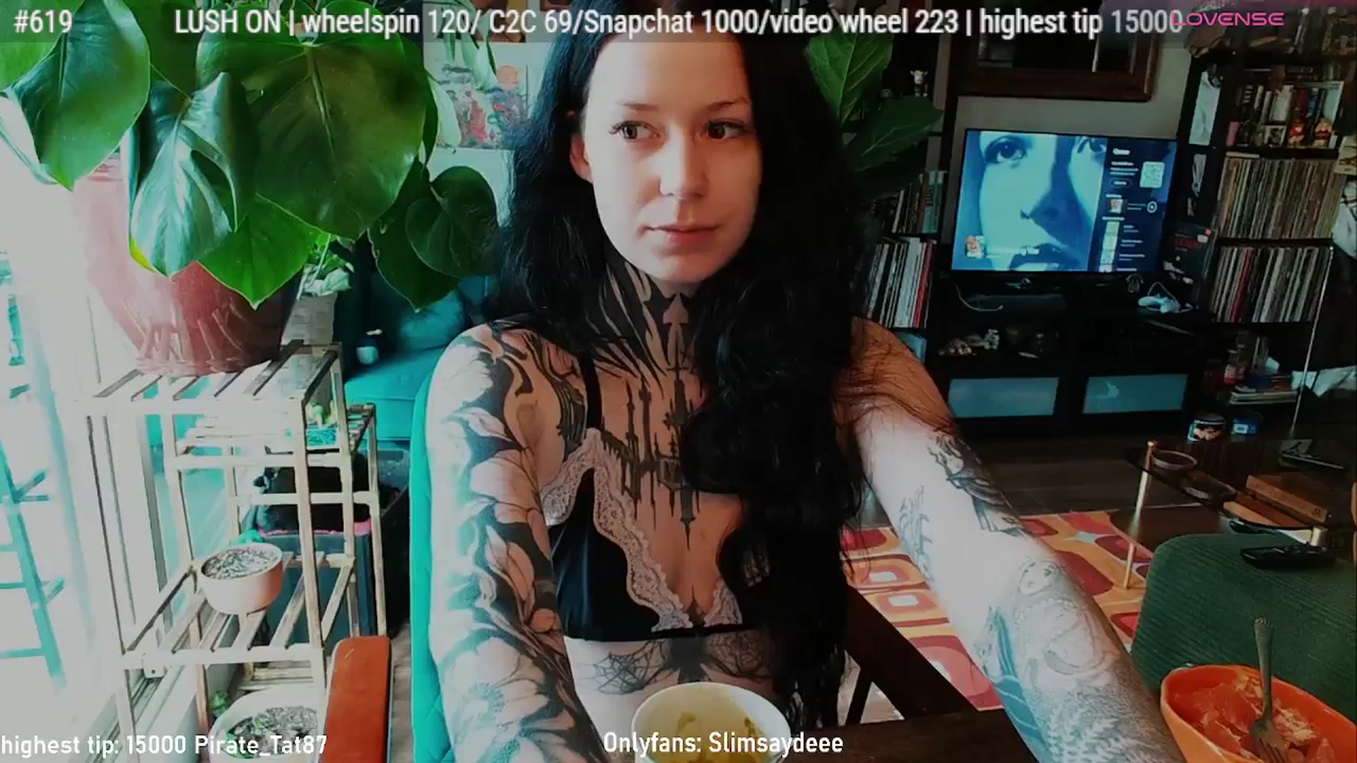 Gallery image thumbnail from slimsaydeee's myfreecams stream on, 04/16/2026, 17:20 image 2 of 20