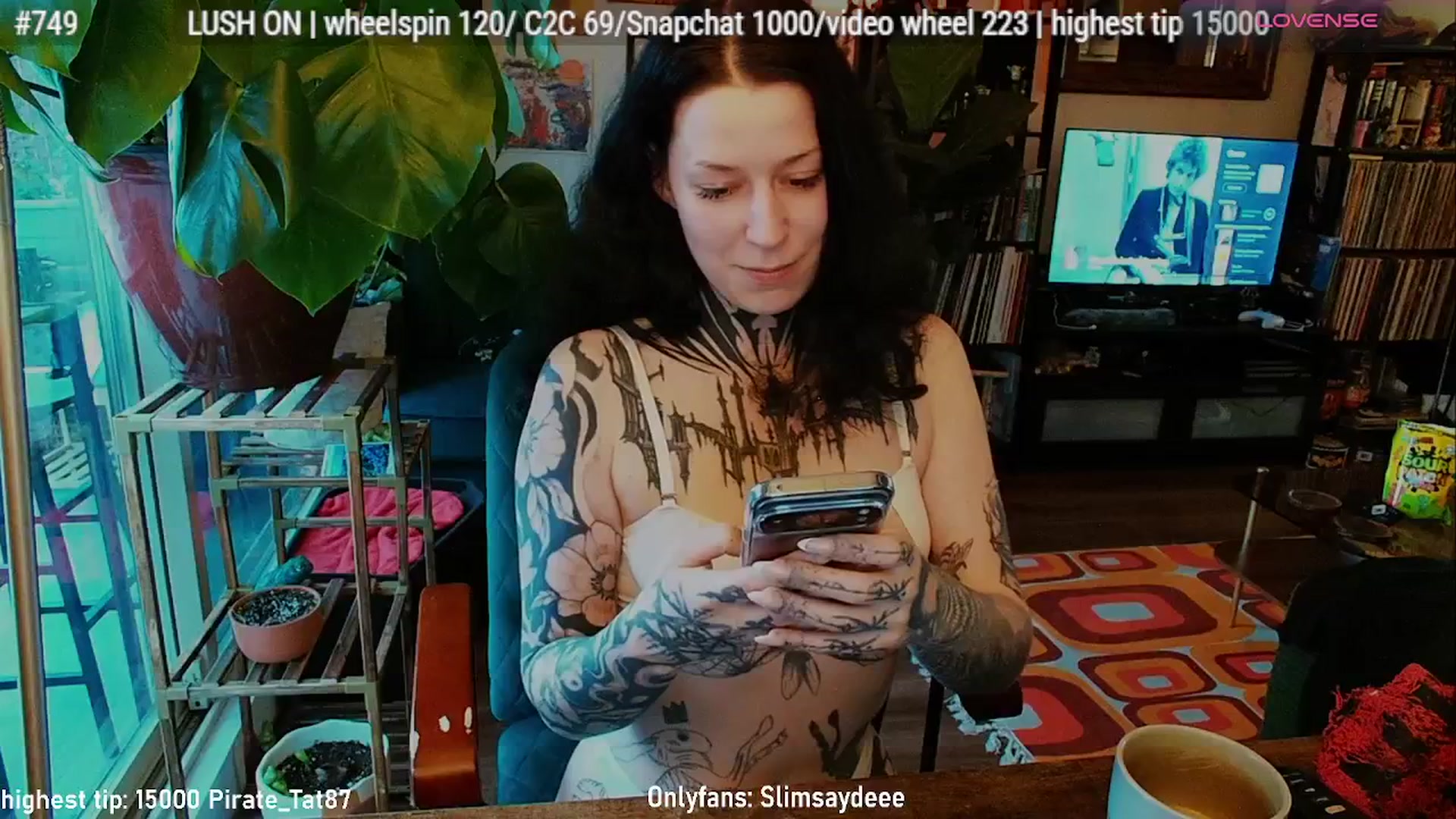 Gallery image thumbnail from slimsaydeee's myfreecams stream on, 04/19/2026, 02:51 image 12 of 20