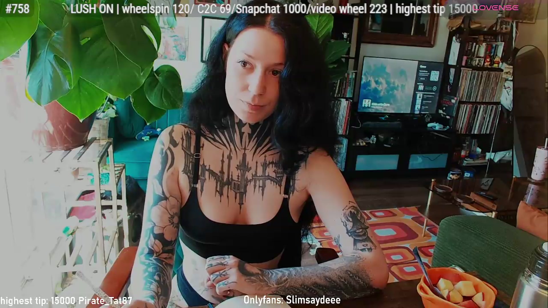 Gallery image thumbnail from slimsaydeee's myfreecams stream on, 04/20/2026, 17:17 image 11 of 20