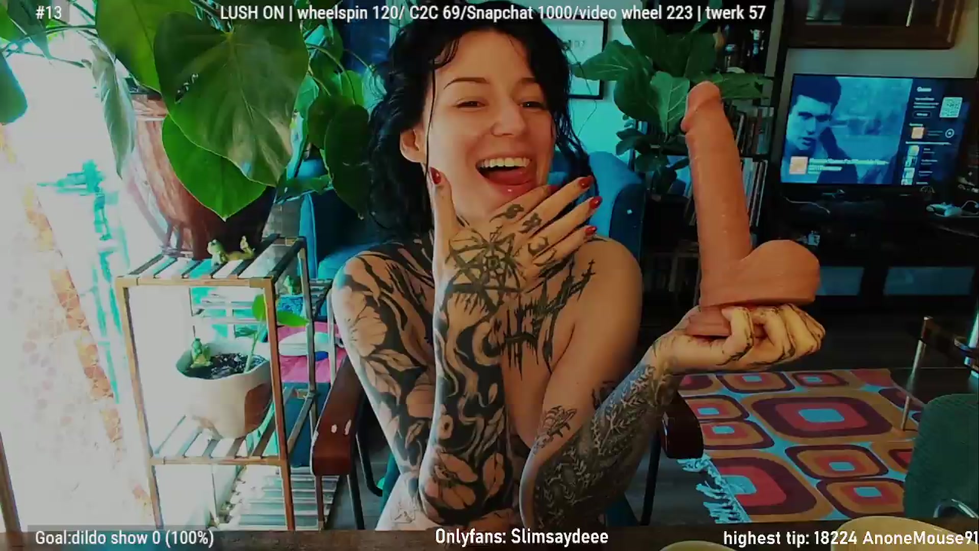 Gallery image thumbnail from slimsaydeee's myfreecams stream on, 06/01/2026, 17:10 image 13 of 20