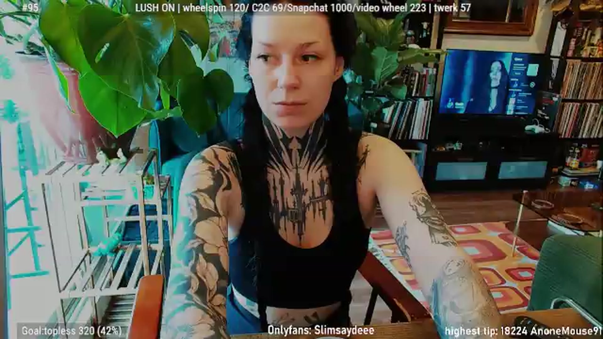 Gallery image thumbnail from slimsaydeee's myfreecams stream on, 06/05/2026, 16:22 image 12 of 20