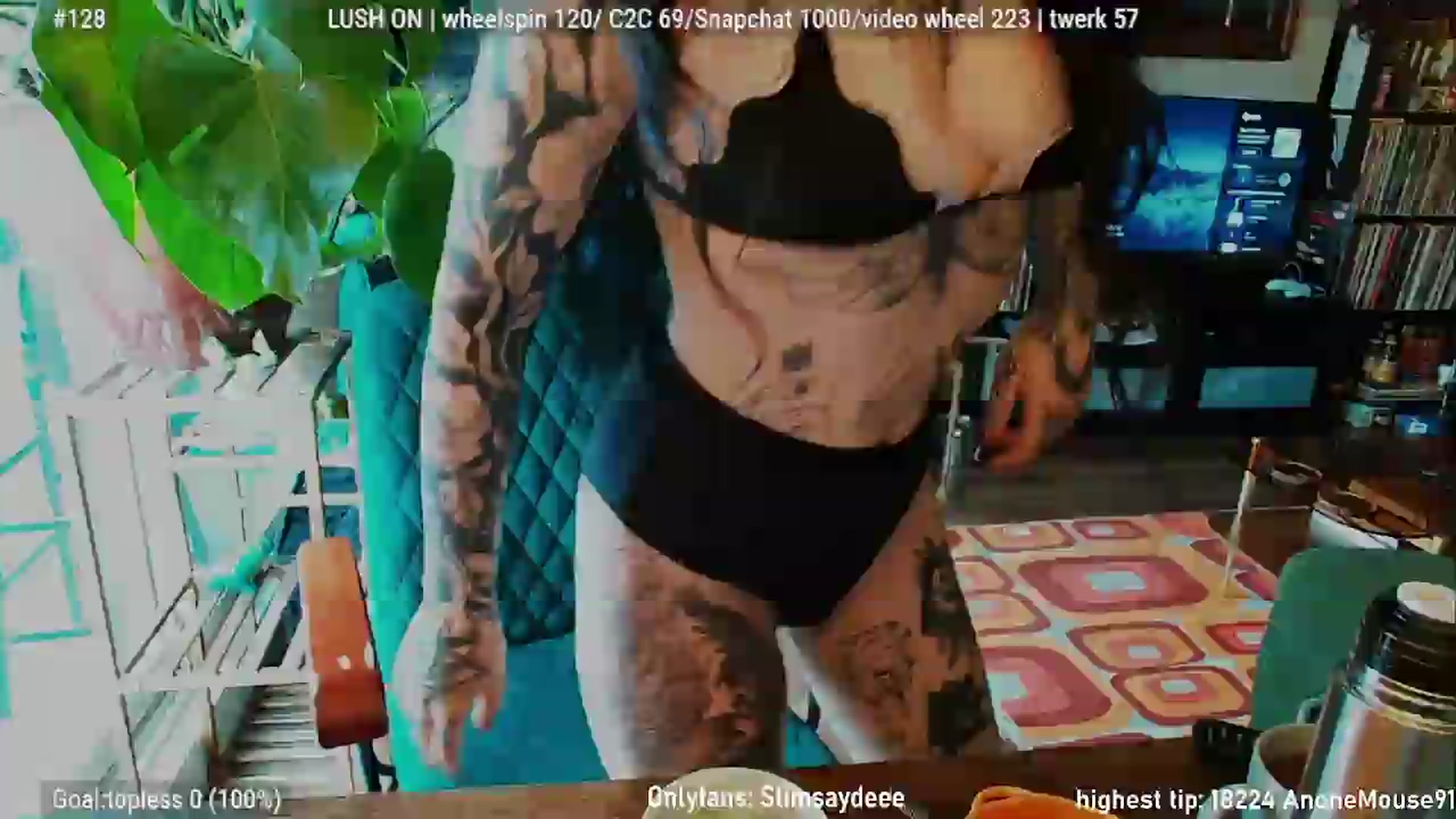 Gallery image thumbnail from slimsaydeee's myfreecams stream on, 06/06/2026, 16:41 image 10 of 20