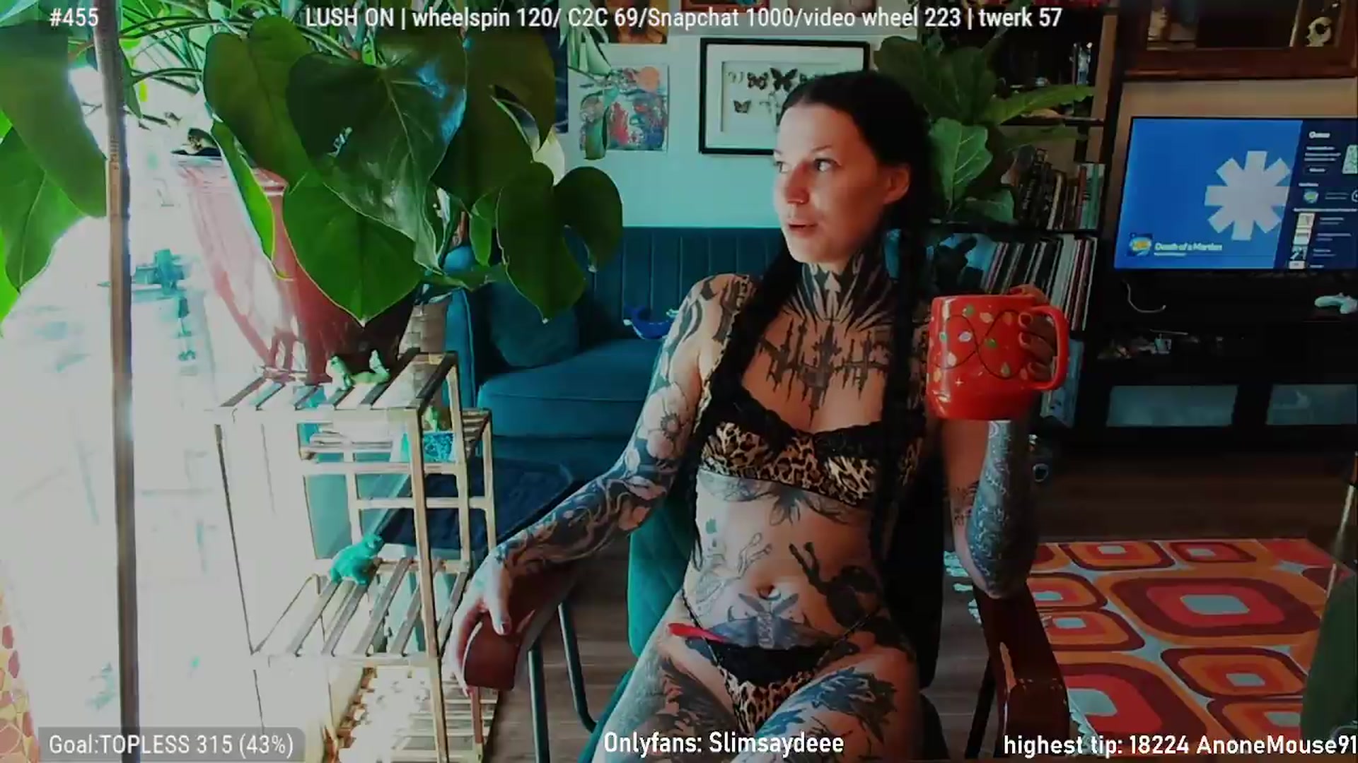 Gallery image thumbnail from slimsaydeee's myfreecams stream on, 06/18/2026, 17:37 image 6 of 20