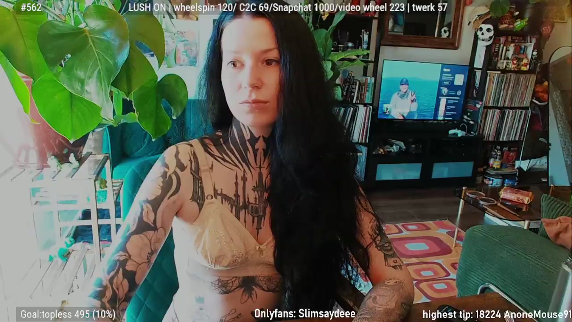 Gallery image thumbnail from slimsaydeee's myfreecams stream on, 06/22/2026, 17:15 image 17 of 20