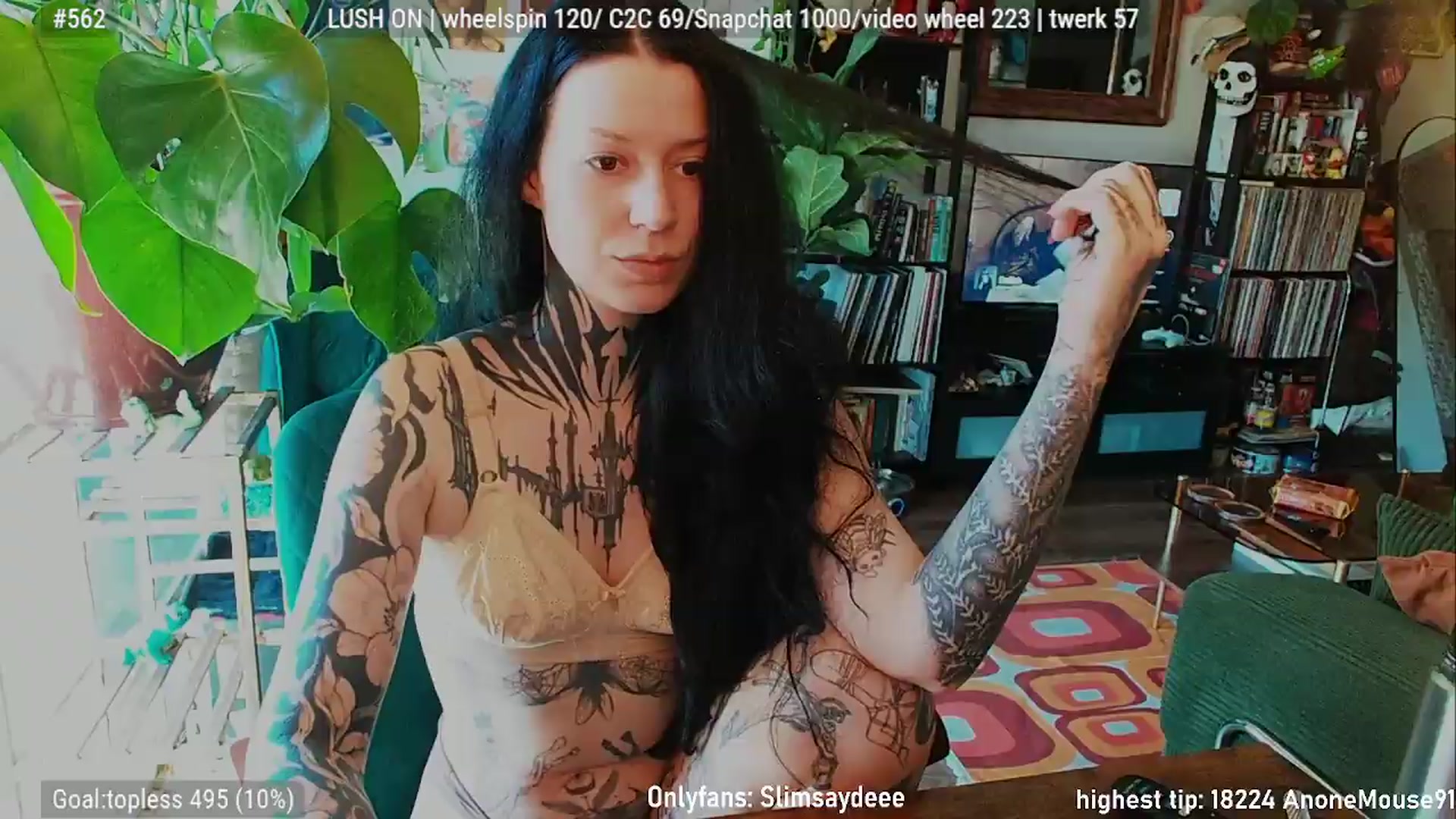 Gallery image thumbnail from slimsaydeee's myfreecams stream on, 06/22/2026, 17:15 image 16 of 20