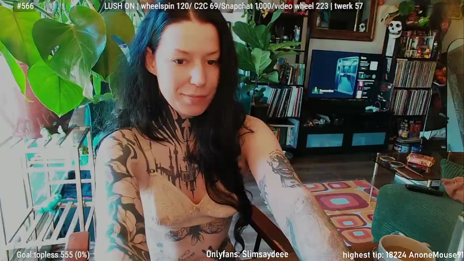 Gallery image thumbnail from slimsaydeee's myfreecams stream on, 06/22/2026, 17:15 image 1 of 20