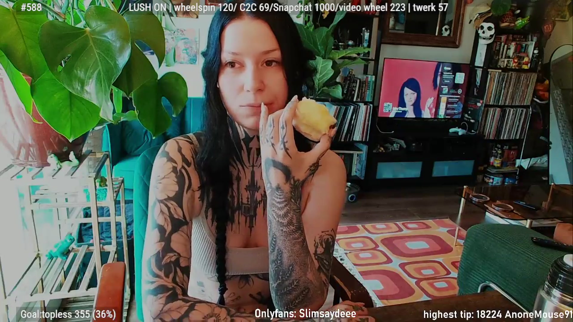 Gallery image thumbnail from slimsaydeee's myfreecams stream on, 06/23/2026, 17:31 image 5 of 20