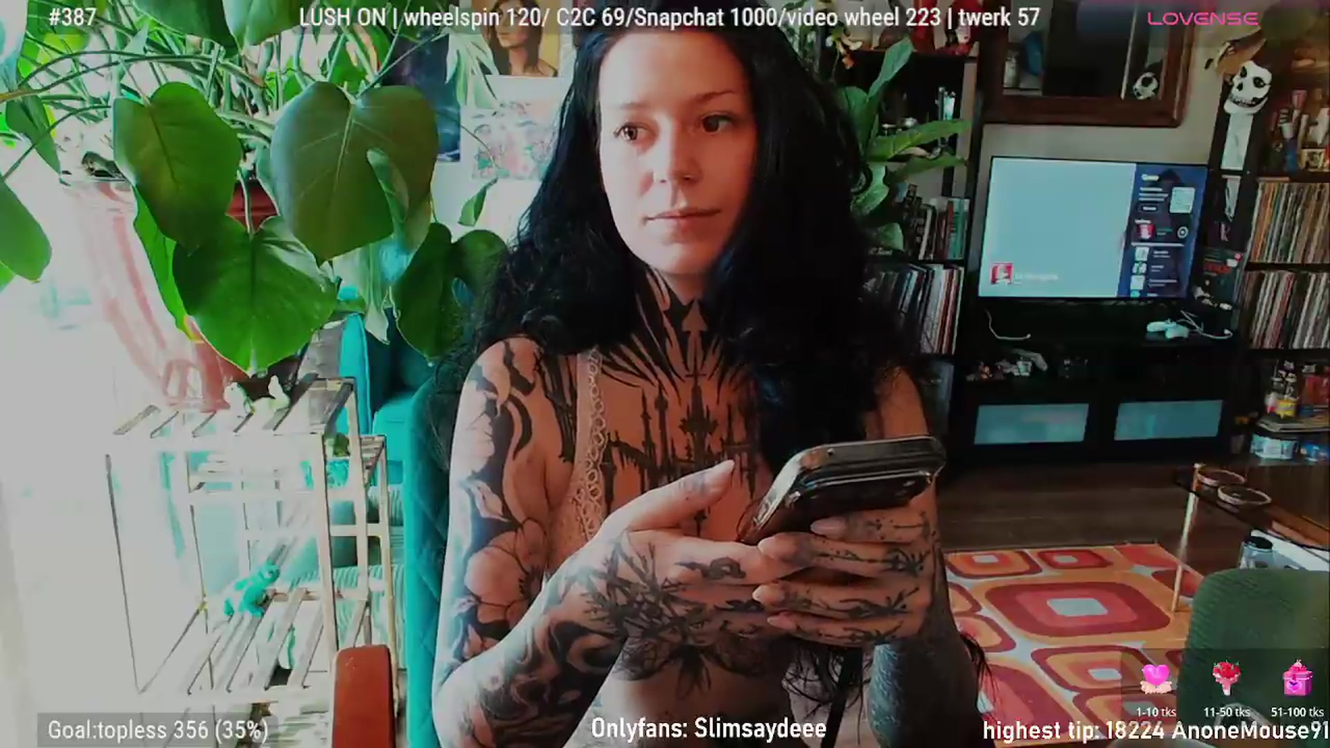 Gallery image thumbnail from slimsaydeee's myfreecams stream on, 07/09/2026, 17:14 image 19 of 20