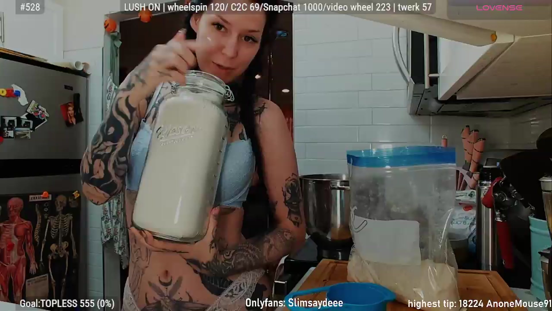 Gallery image thumbnail from slimsaydeee's myfreecams stream on, 07/17/2026, 18:03 image 1 of 20