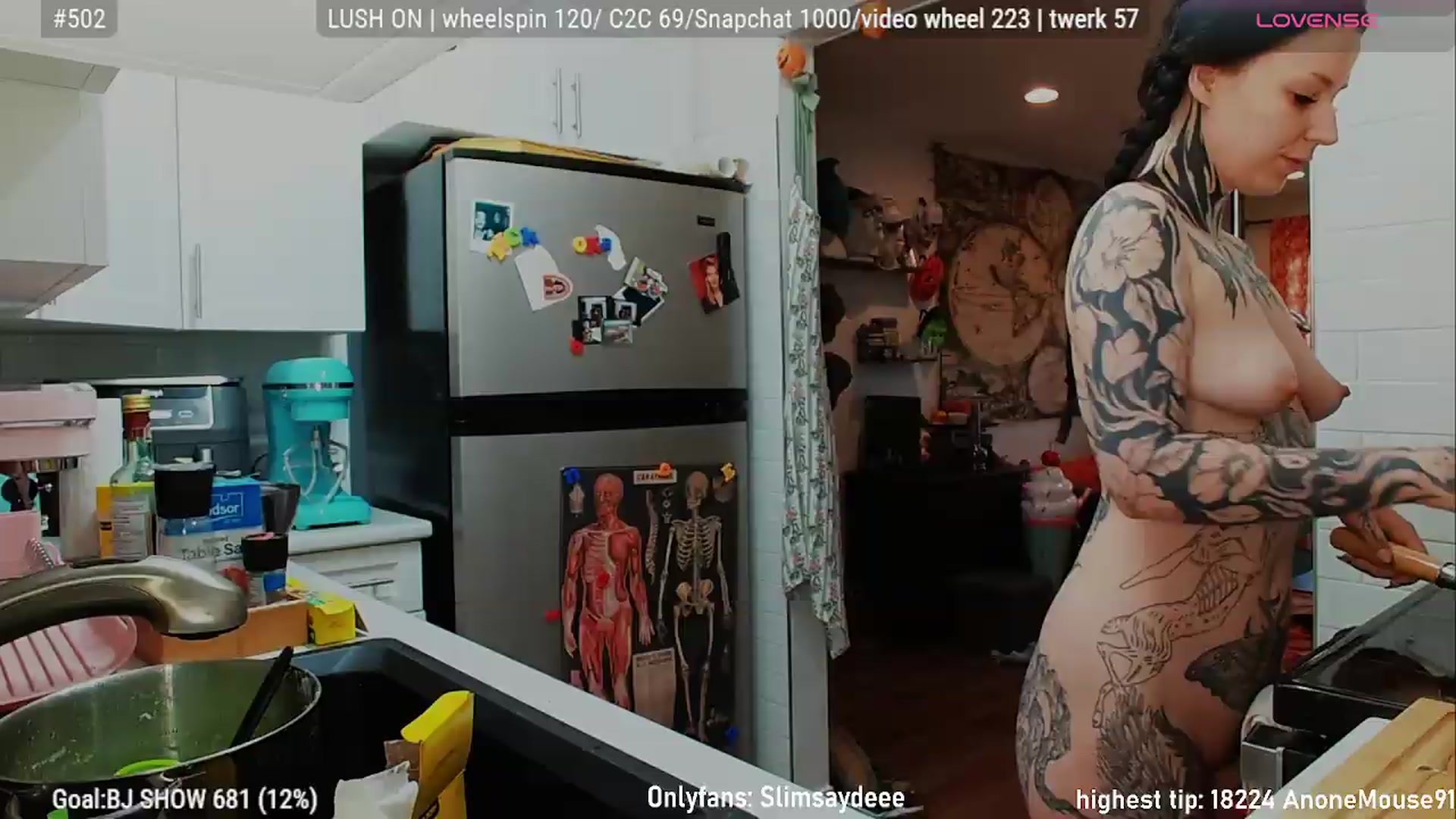 Gallery image thumbnail from slimsaydeee's myfreecams stream on, 07/17/2026, 18:03 image 10 of 20