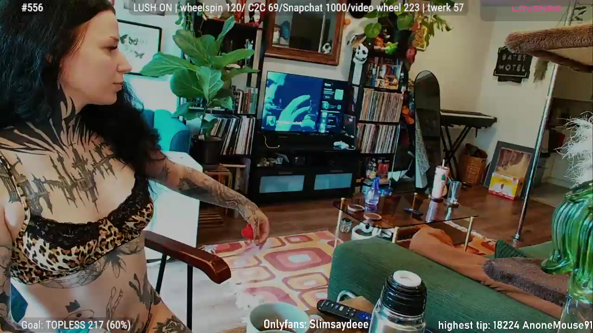 Gallery image thumbnail from slimsaydeee's myfreecams stream on, 07/19/2026, 16:48 image 14 of 20