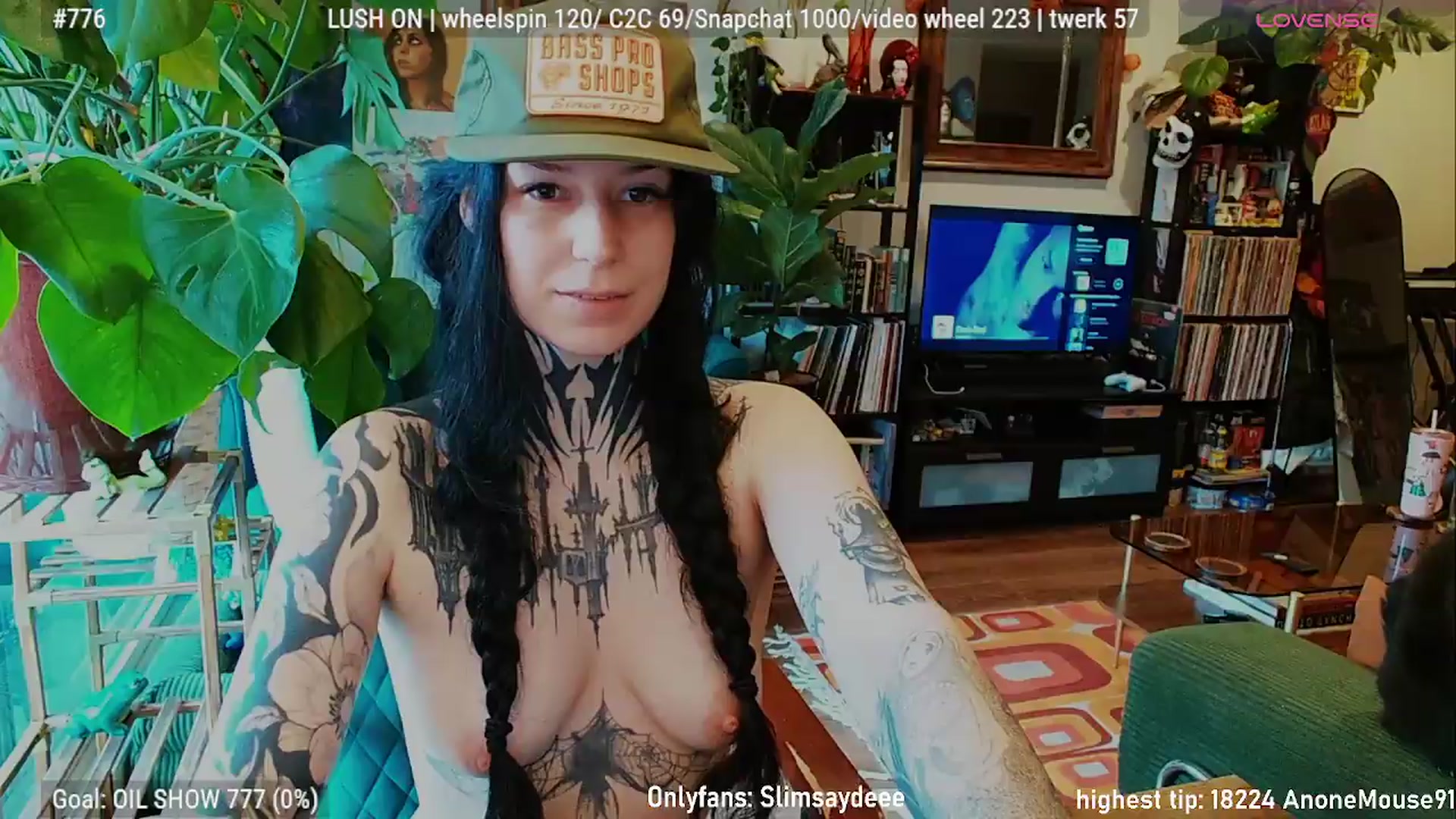 Gallery image thumbnail from slimsaydeee's myfreecams stream on, 07/28/2026, 17:46 image 6 of 20