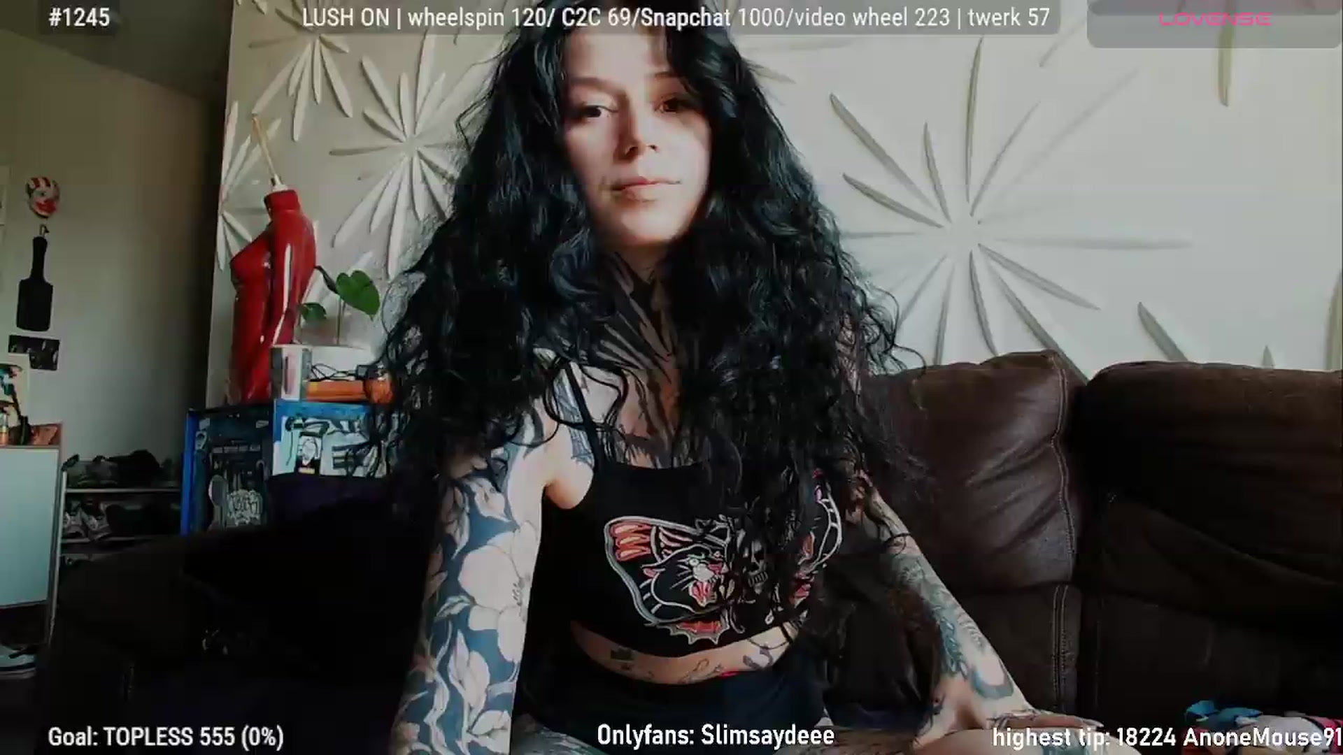 Gallery image thumbnail from slimsaydeee's myfreecams stream on, 08/13/2026, 02:52 image 1 of 20