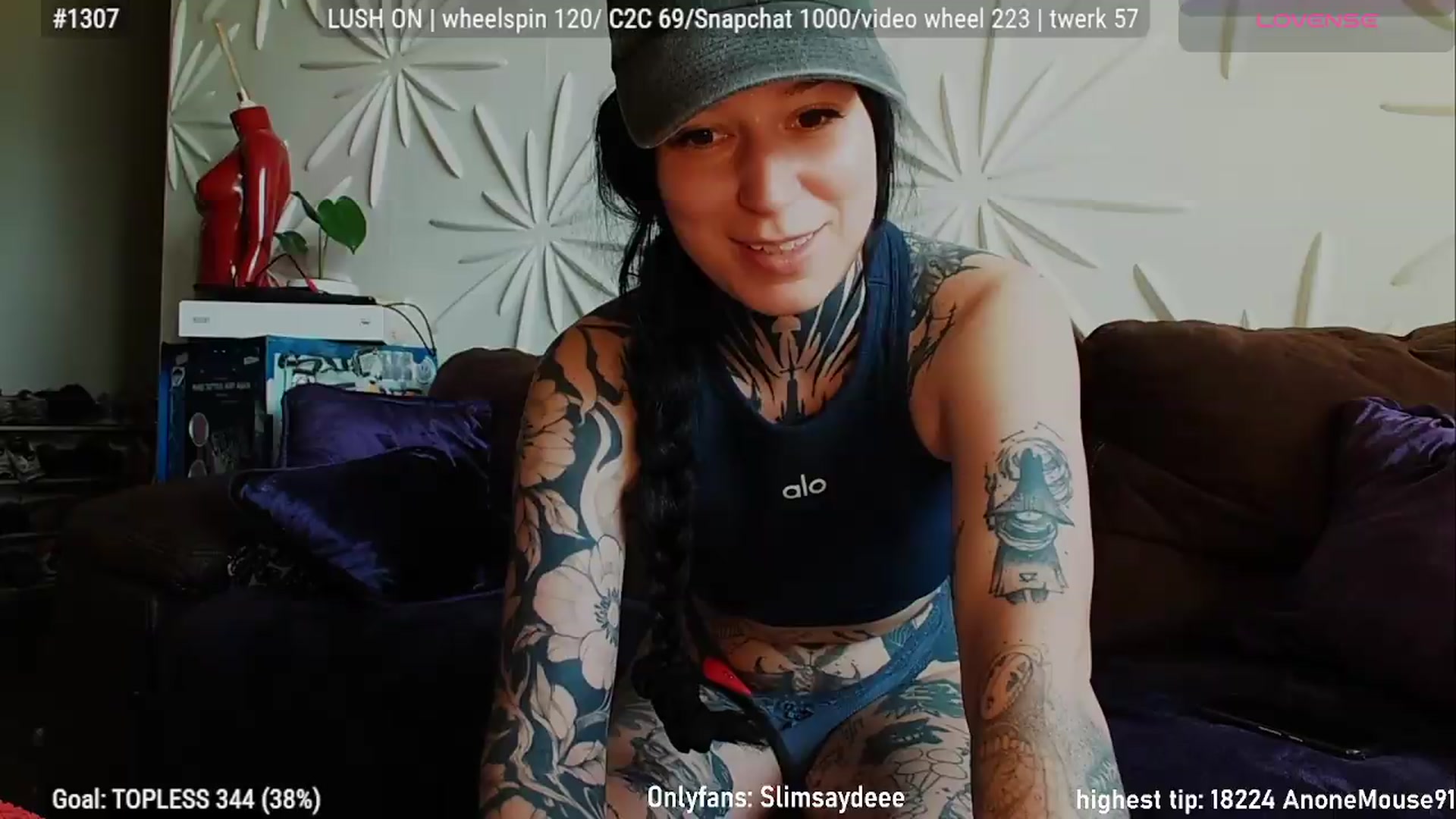 Gallery image thumbnail from slimsaydeee's myfreecams stream on, 08/16/2026, 18:04 image 4 of 20