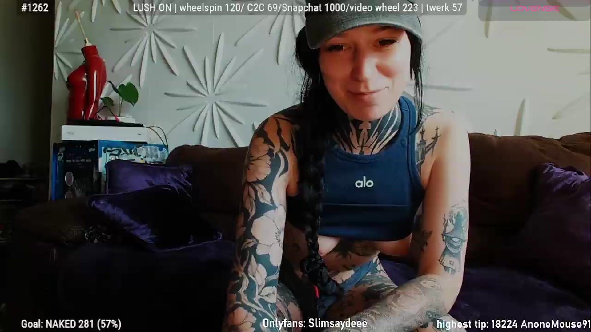 Gallery image thumbnail from slimsaydeee's myfreecams stream on, 08/16/2026, 18:04 image 13 of 20