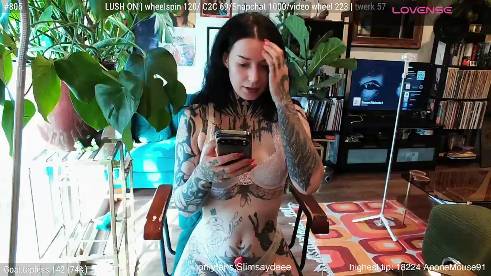 Gallery image thumbnail from slimsaydeee's myfreecams stream on, 09/01/2026, 17:29 image 8 of 20
