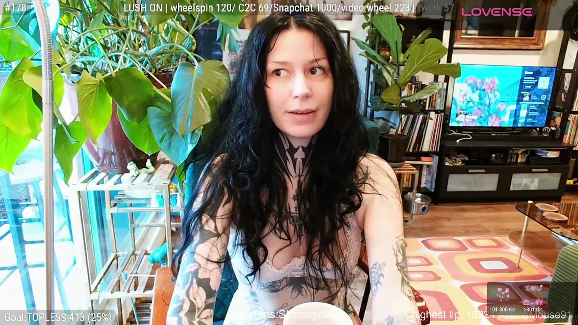 Gallery image thumbnail from slimsaydeee's myfreecams stream on, 09/02/2026, 17:38 image 10 of 20