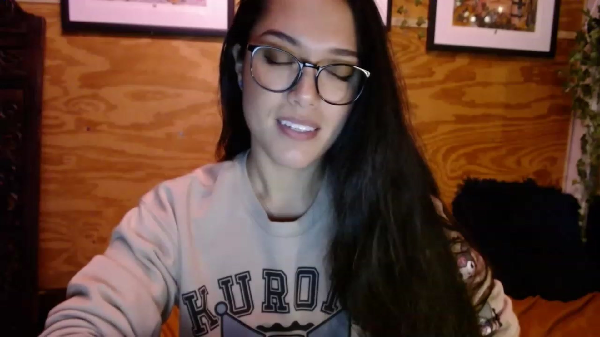 Gallery image thumbnail from slothyfoxy's myfreecams stream on, 12/11/2022, 02:38 image 2 of 20