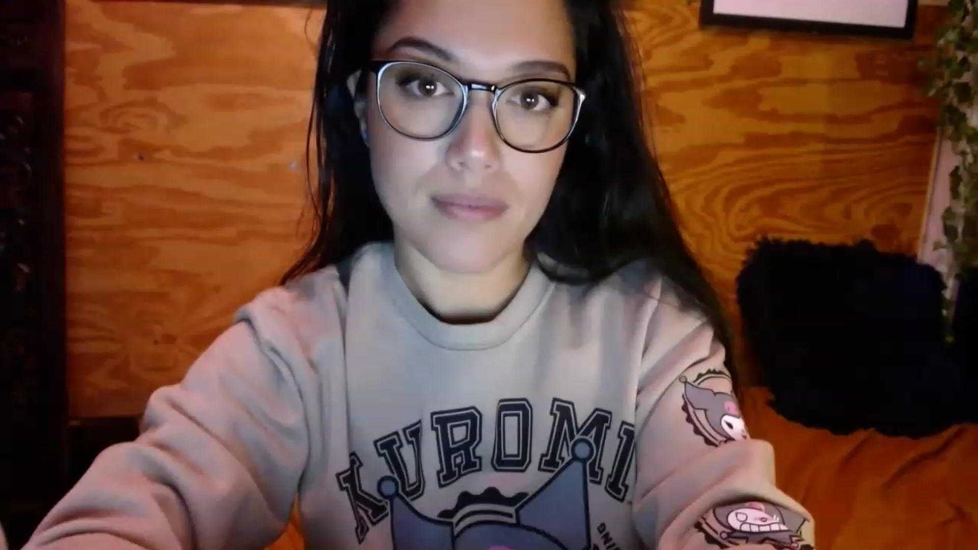 Gallery image thumbnail from slothyfoxy's myfreecams stream on, 12/11/2022, 02:38 image 5 of 20
