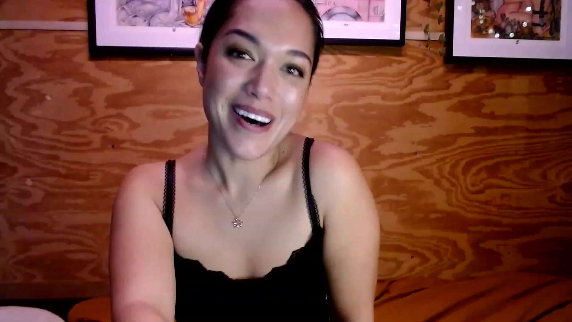 Gallery image thumbnail from slothyfoxy's myfreecams stream on, 01/22/2023, 24:41 image 1 of 20