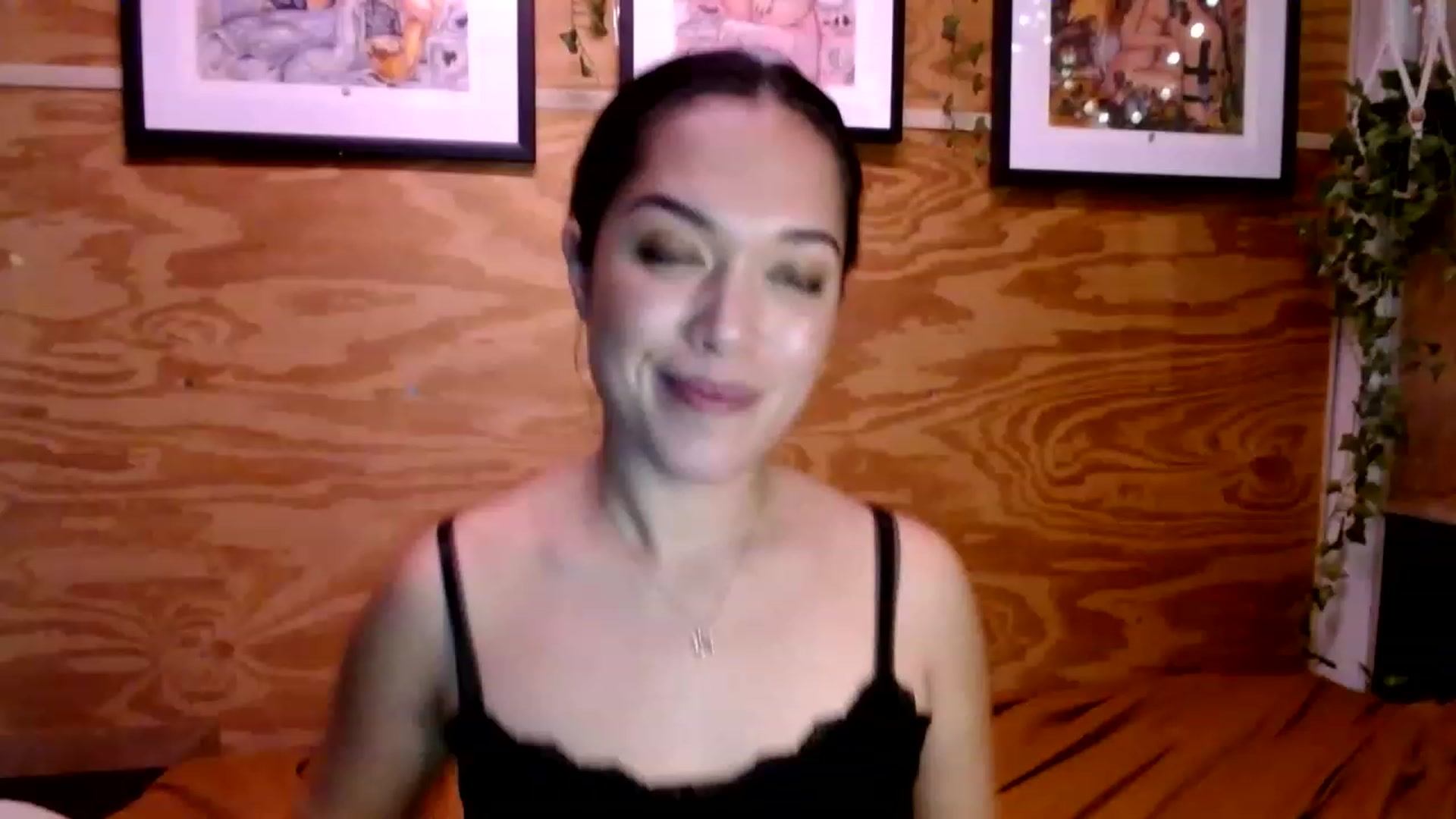 Gallery image thumbnail from slothyfoxy's myfreecams stream on, 01/22/2023, 24:41 image 13 of 20