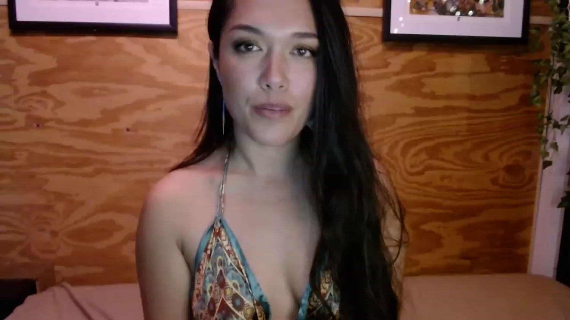 Gallery image thumbnail from slothyfoxy's myfreecams stream on, 02/13/2023, 02:23 image 16 of 20