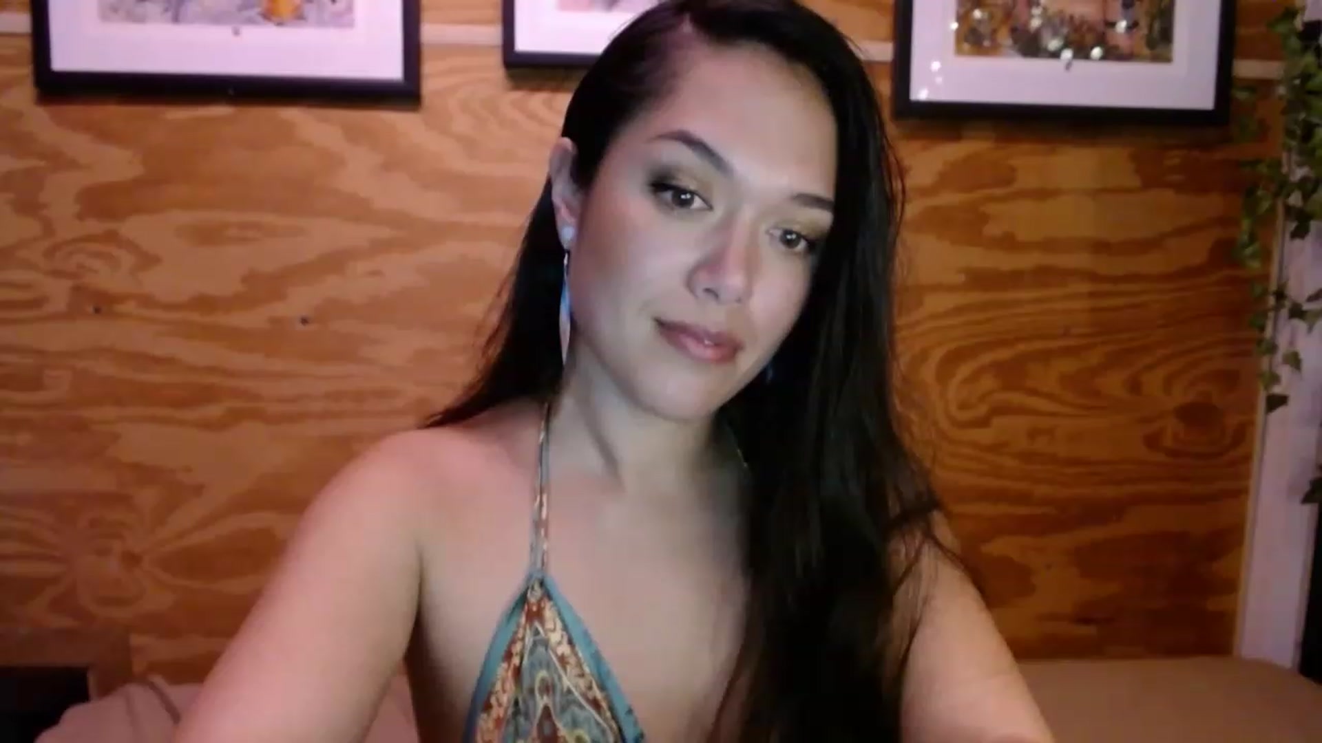 Gallery image thumbnail from slothyfoxy's myfreecams stream on, 02/13/2023, 02:23 image 4 of 20