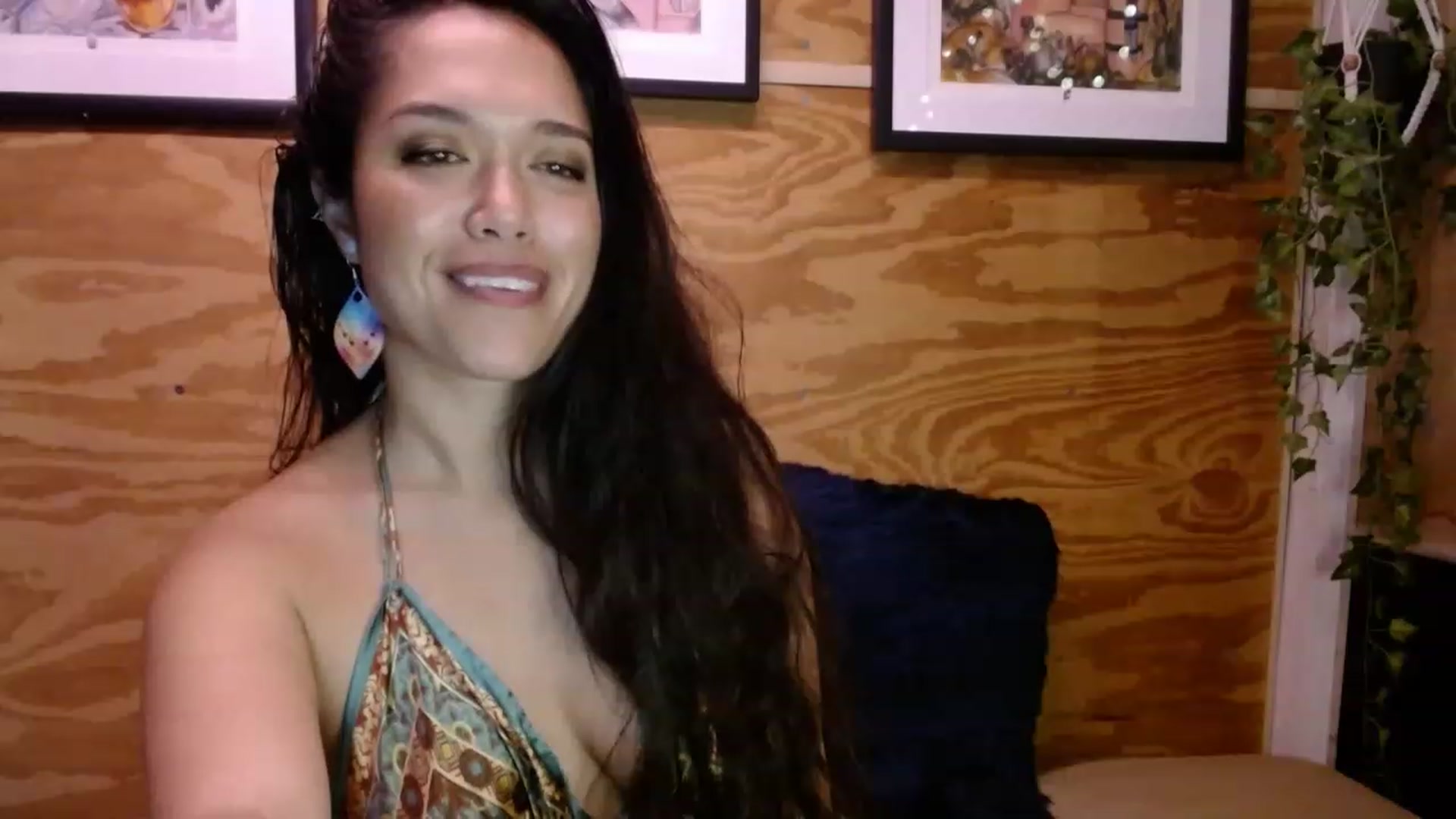 Gallery image thumbnail from slothyfoxy's myfreecams stream on, 02/13/2023, 04:21 image 20 of 20