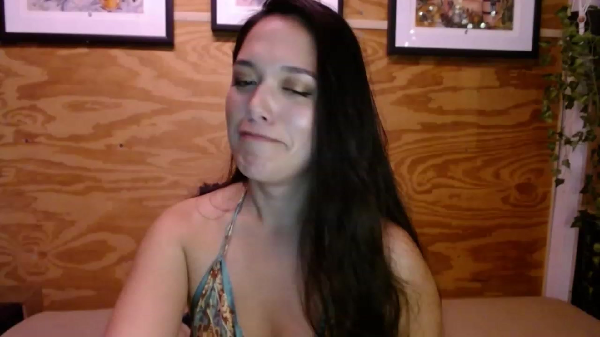 Gallery image thumbnail from slothyfoxy's myfreecams stream on, 02/13/2023, 04:21 image 1 of 20