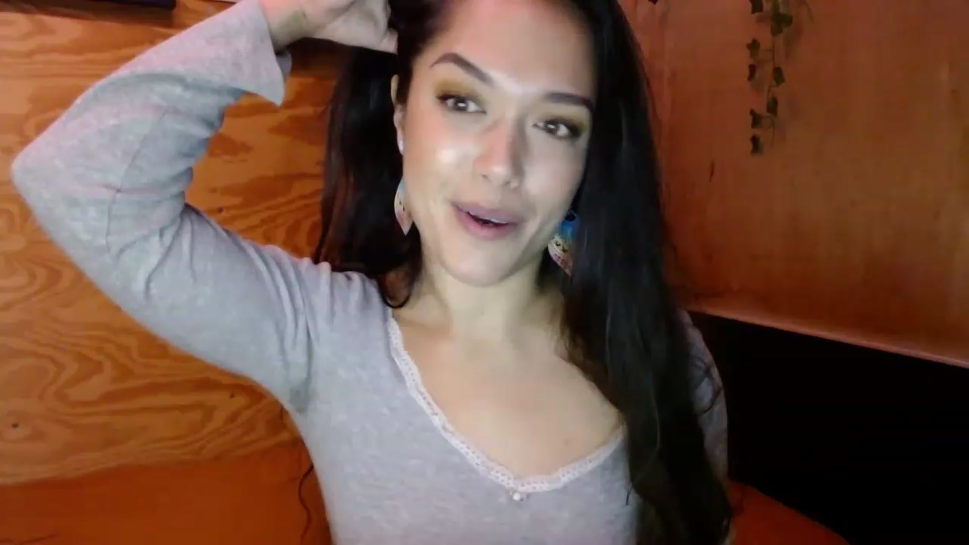 Gallery image thumbnail from slothyfoxy's myfreecams stream on, 03/02/2023, 04:12 image 6 of 20