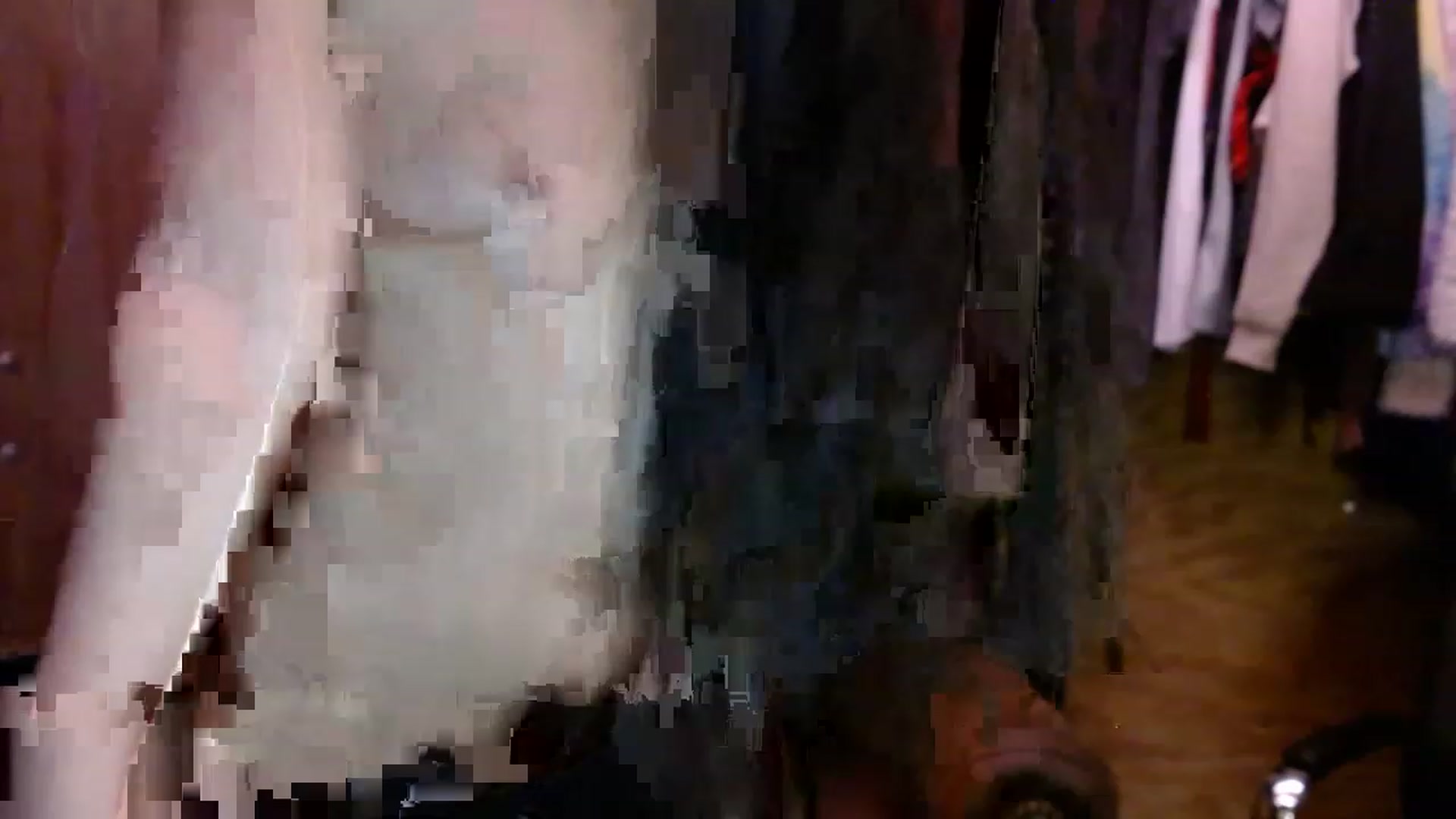Gallery image thumbnail from slothyfoxy's myfreecams stream on, 04/01/2023, 08:35 image 20 of 20