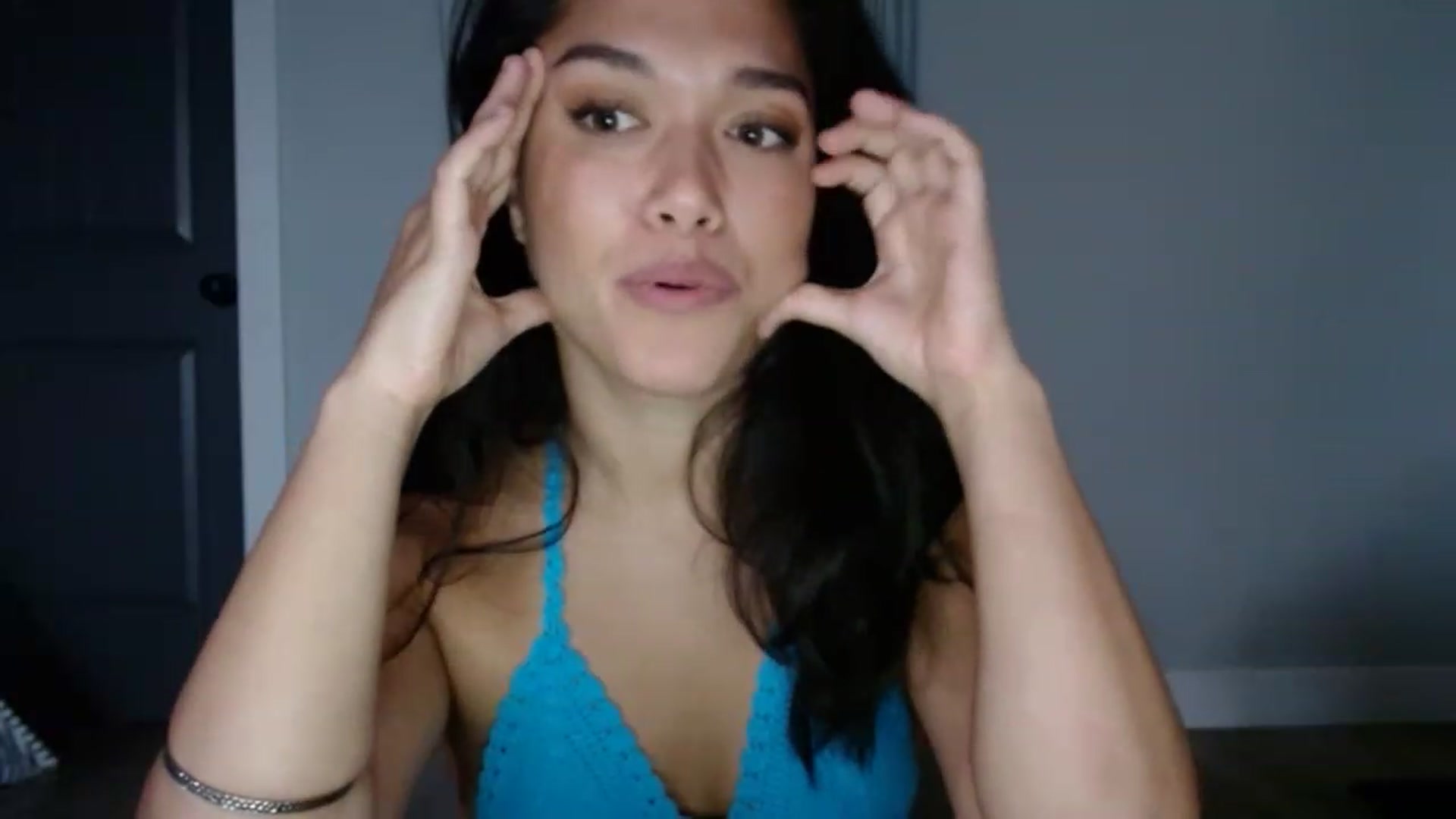 Gallery image thumbnail from slothyfoxy's myfreecams stream on, 05/21/2023, 02:53 image 7 of 20