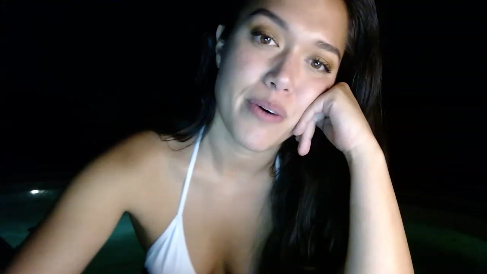 Gallery image thumbnail from slothyfoxy's myfreecams stream on, 05/28/2023, 03:53 image 18 of 20