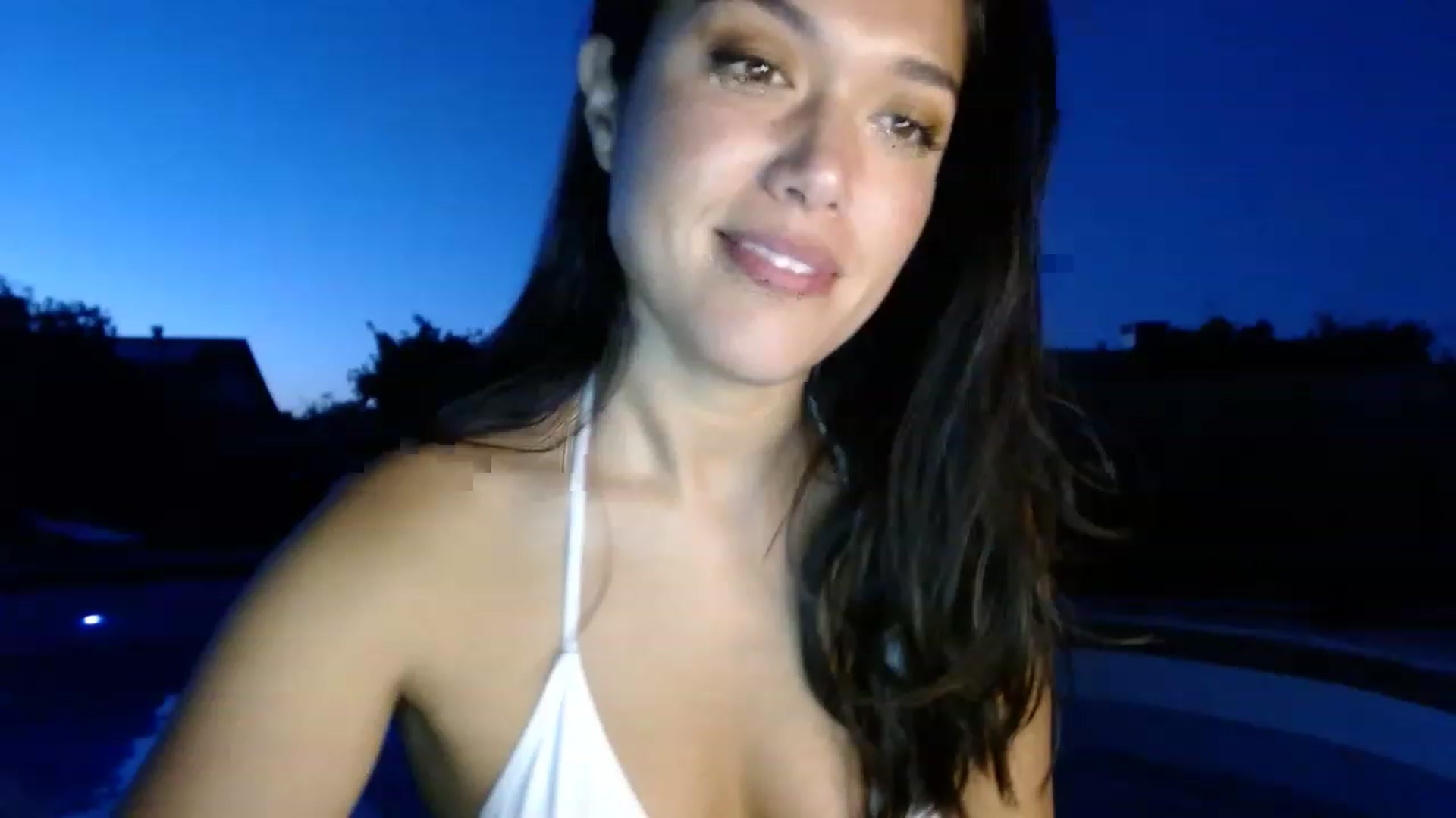 Gallery image thumbnail from slothyfoxy's myfreecams stream on, 05/28/2023, 03:53 image 10 of 20