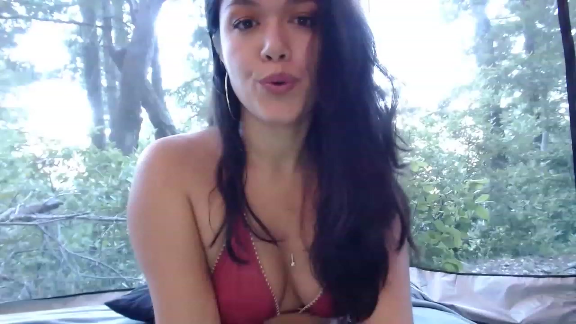 Gallery image thumbnail from slothyfoxy's myfreecams stream on, 07/31/2023, 03:10 image 4 of 20