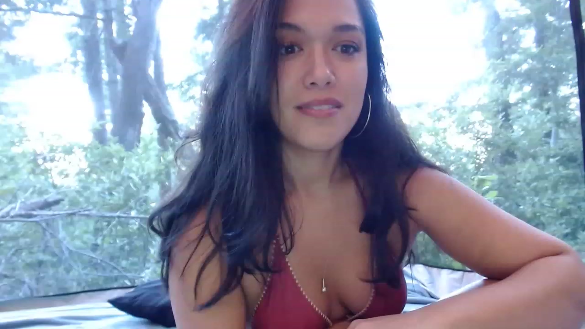 Gallery image thumbnail from slothyfoxy's myfreecams stream on, 07/31/2023, 03:10 image 8 of 20