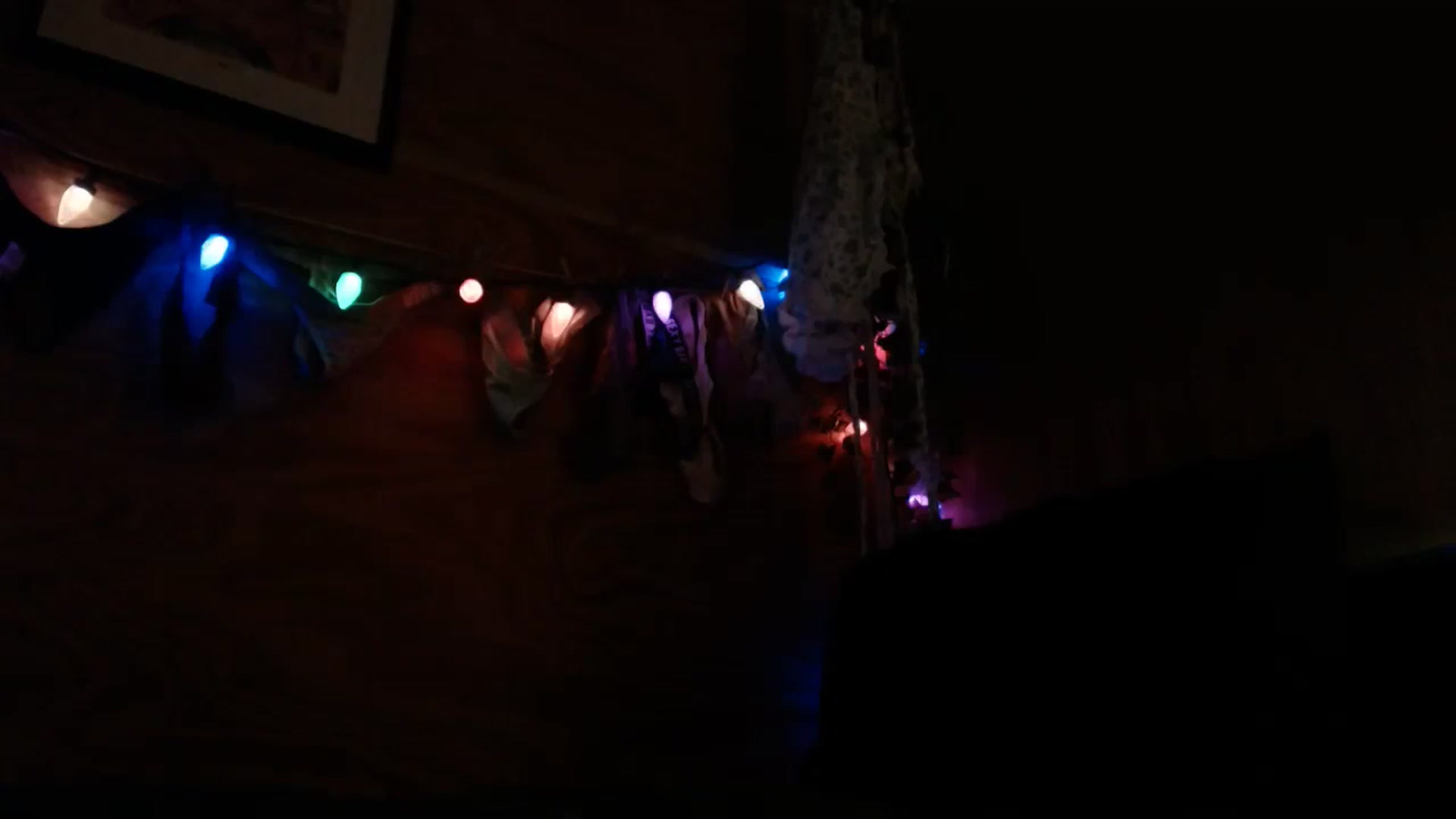 Gallery image thumbnail from slothyfoxy's myfreecams stream on, 09/25/2023, 05:10 image 11 of 20