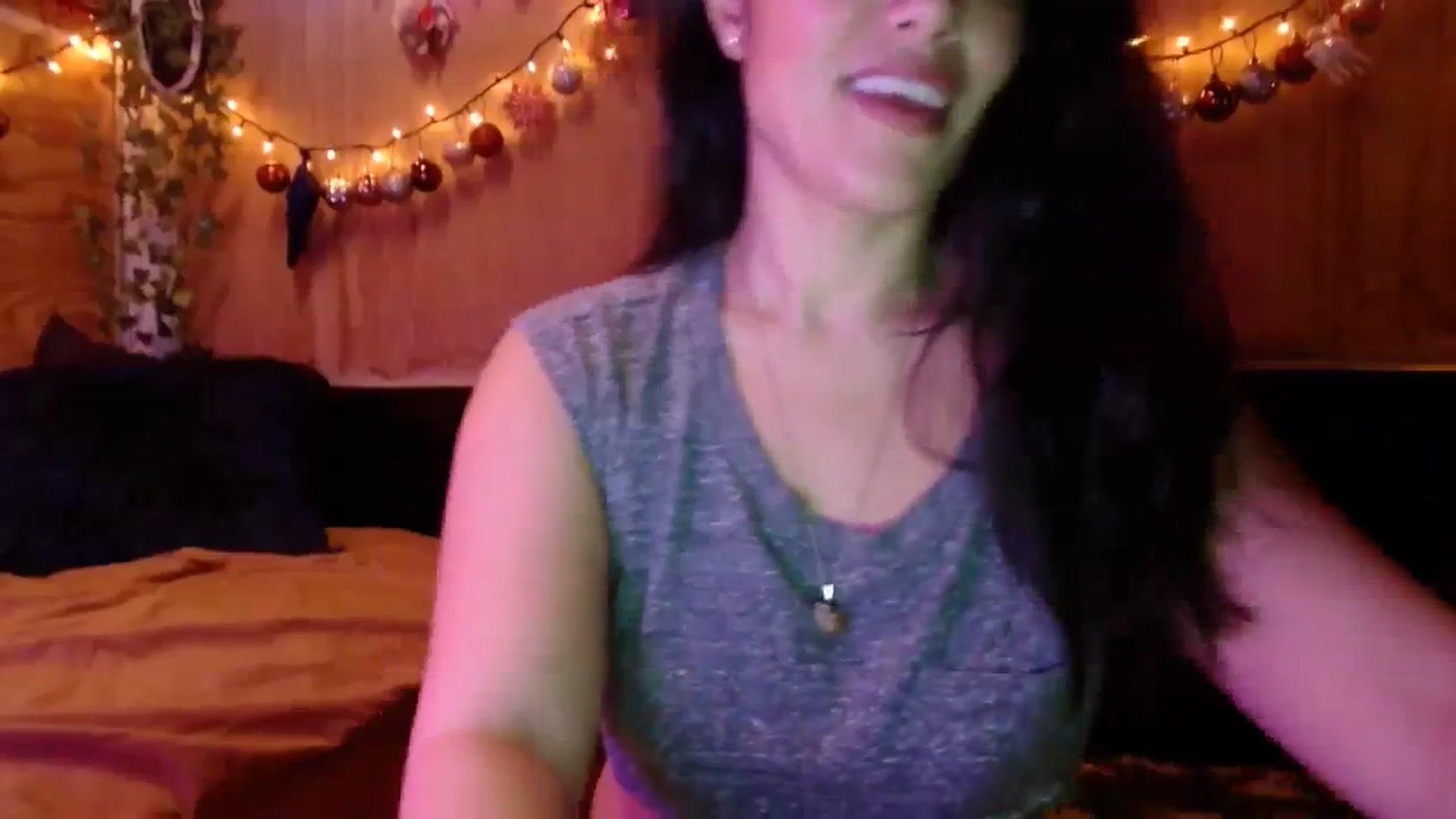 Gallery image thumbnail from slothyfoxy's myfreecams stream on, 12/14/2023, 08:03 image 3 of 20
