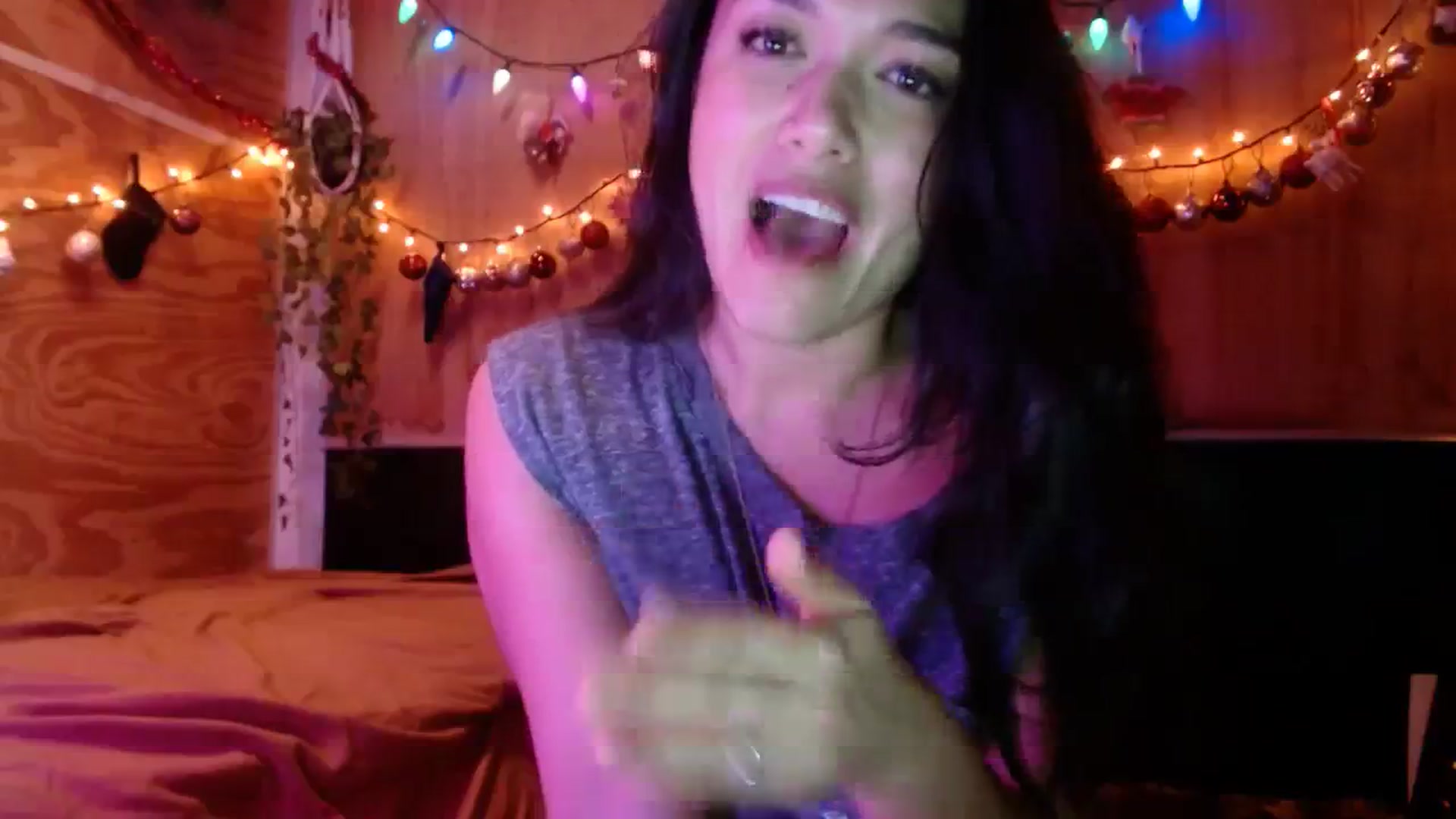 Gallery image thumbnail from slothyfoxy's myfreecams stream on, 12/14/2023, 11:05 image 15 of 20