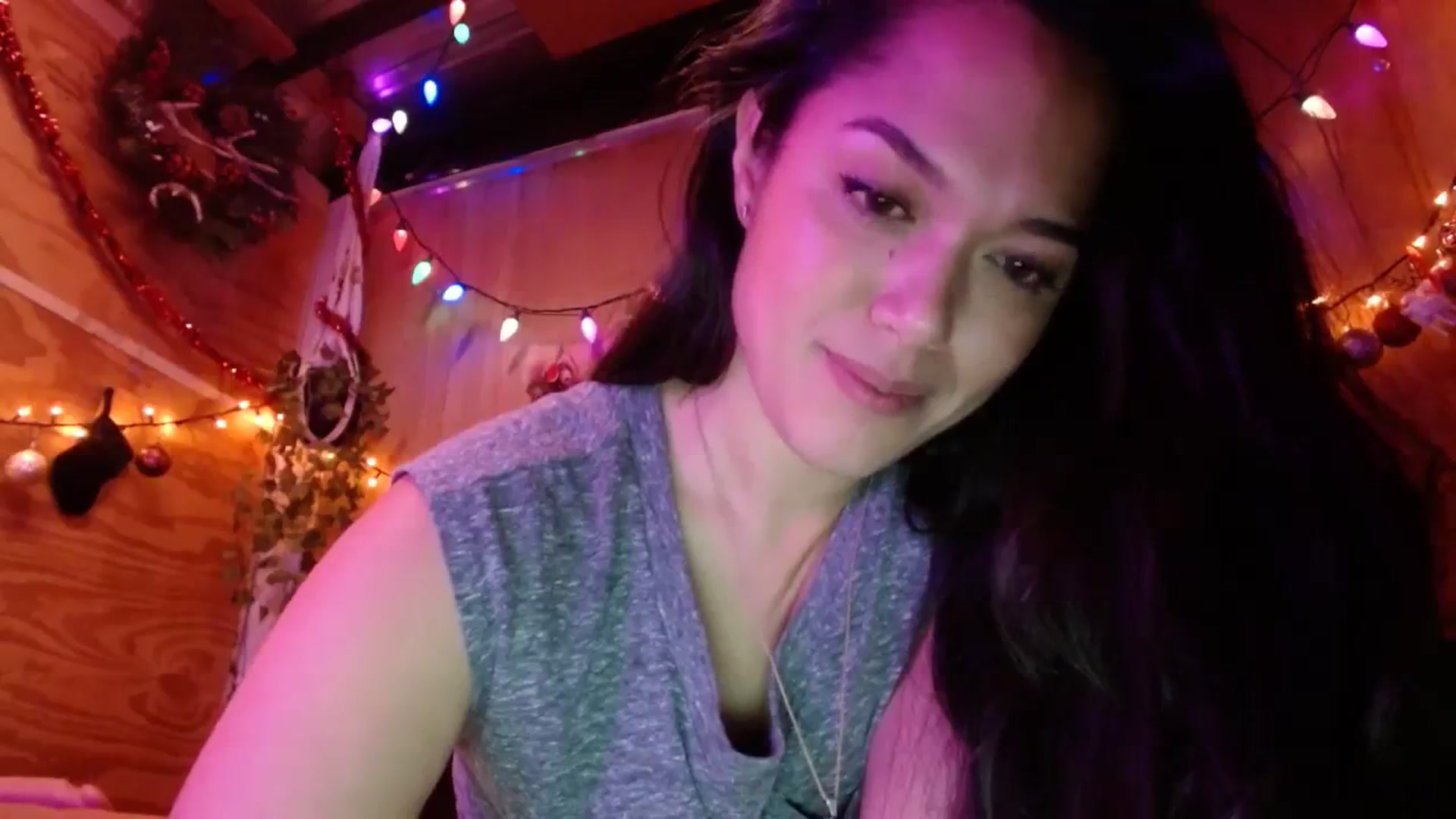 Gallery image thumbnail from slothyfoxy's myfreecams stream on, 12/14/2023, 11:05 image 11 of 20
