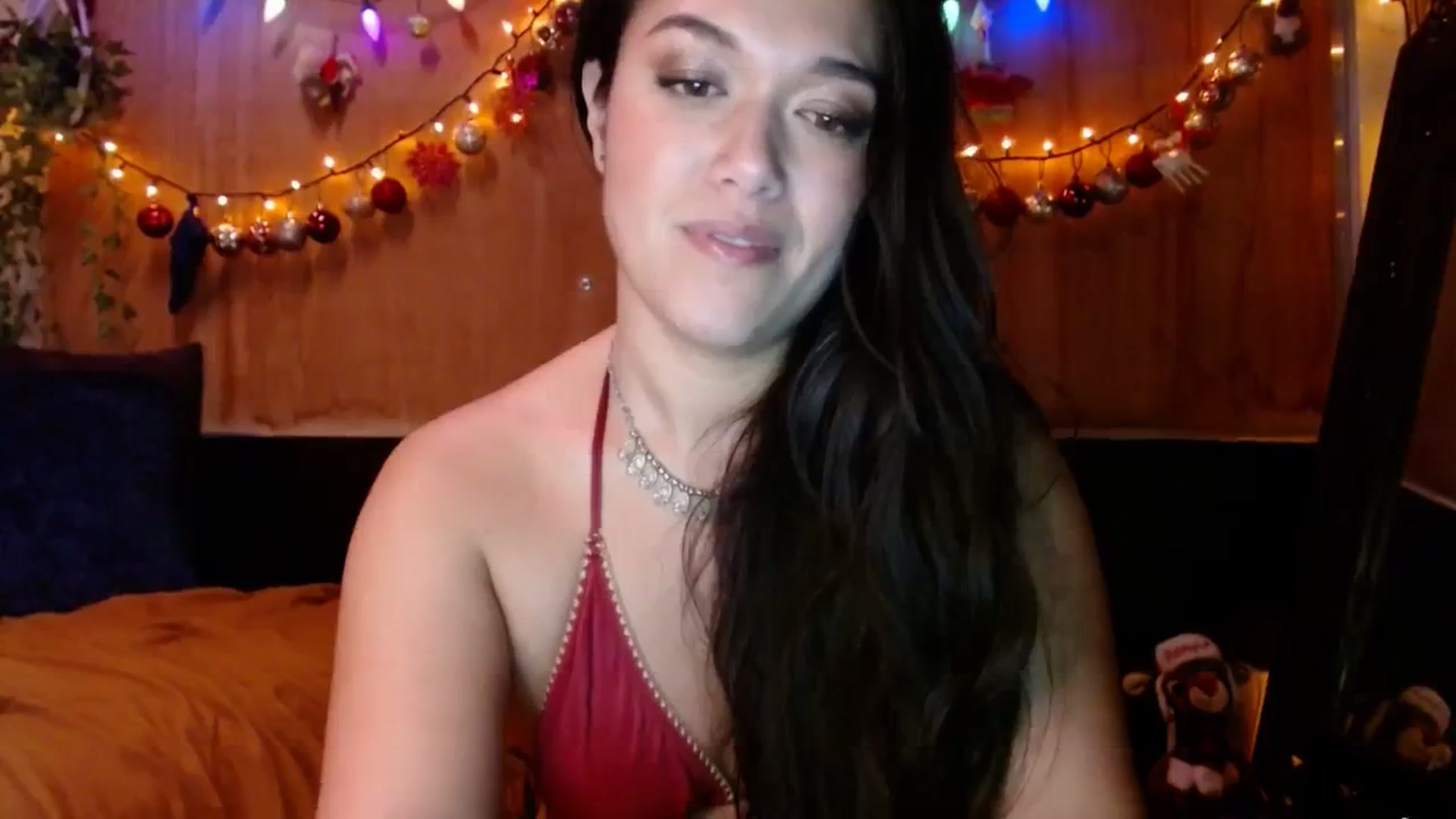 Gallery image thumbnail from slothyfoxy's myfreecams stream on, 01/09/2024, 05:05 image 4 of 20