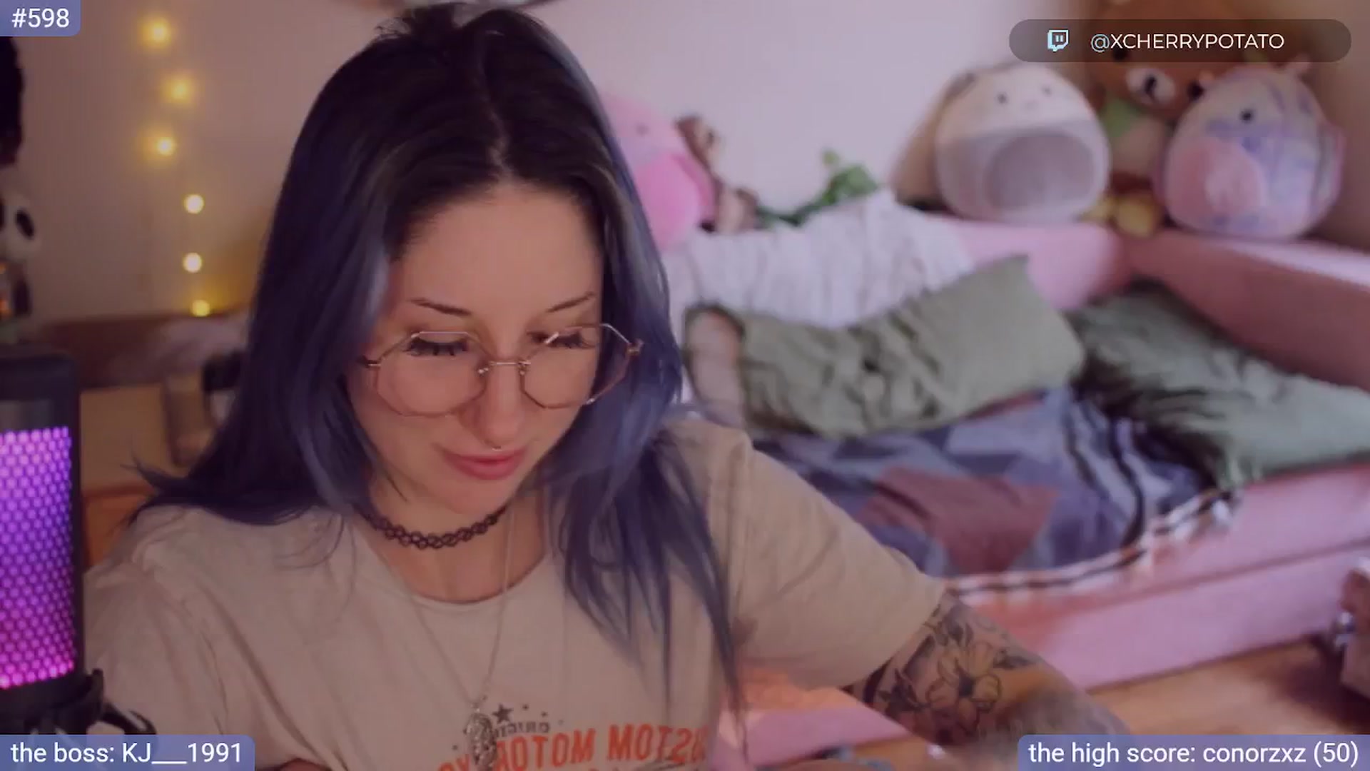 Gallery image thumbnail from sluttypotato's myfreecams stream on, 08/20/2025, 24:13 image 18 of 20