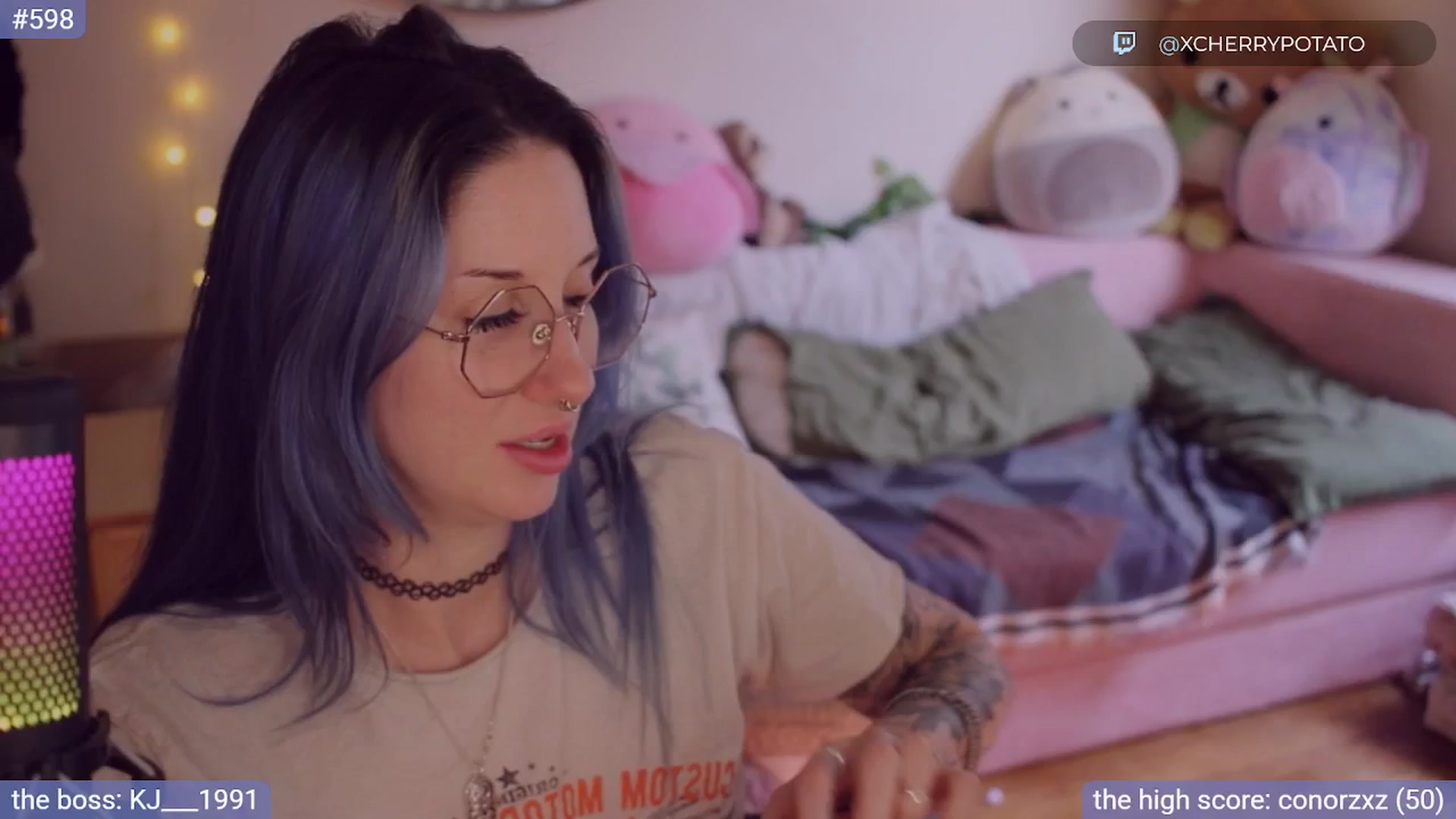 Gallery image thumbnail from sluttypotato's myfreecams stream on, 08/20/2025, 24:13 image 19 of 20