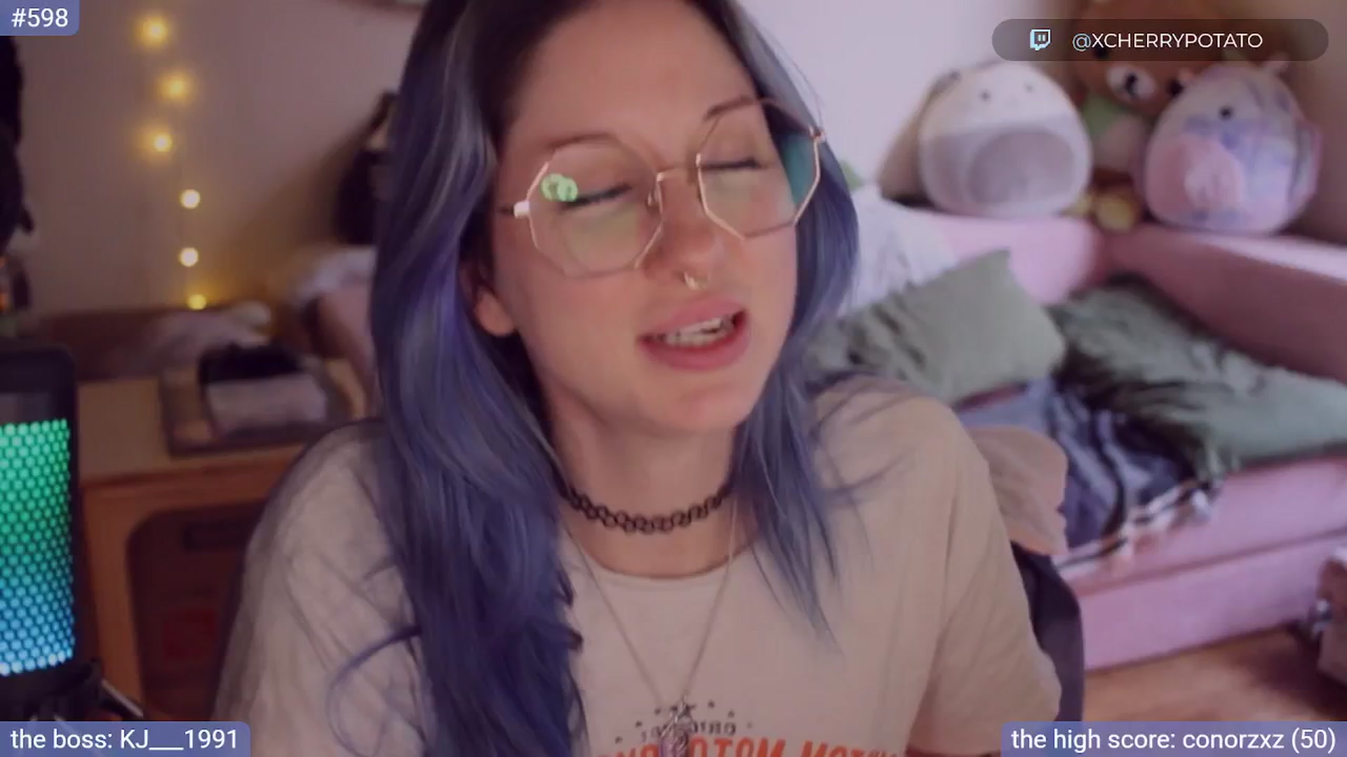 Gallery image thumbnail from sluttypotato's myfreecams stream on, 08/20/2025, 24:12 image 15 of 20