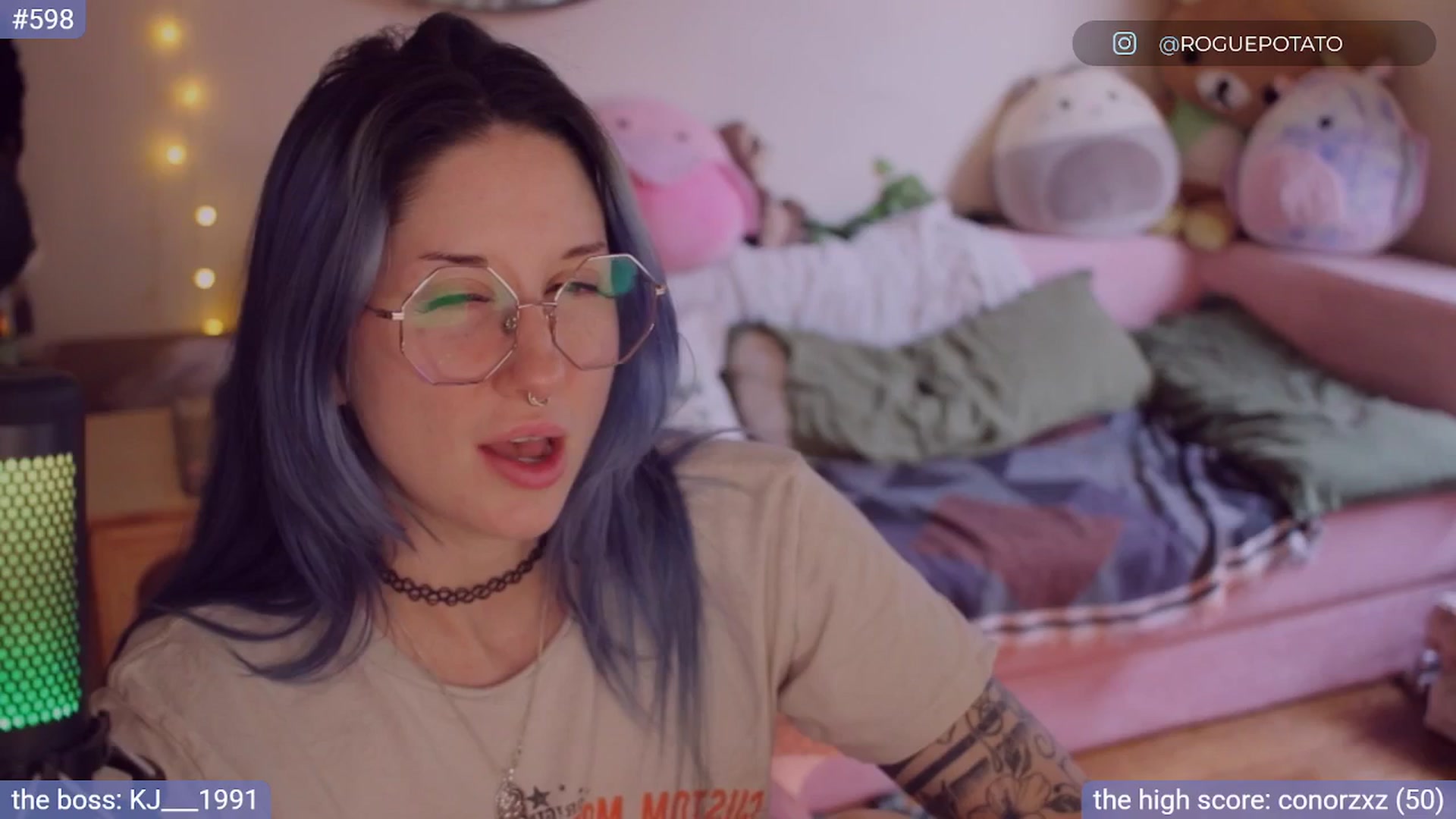 Gallery image thumbnail from sluttypotato's myfreecams stream on, 08/20/2025, 24:12 image 10 of 20