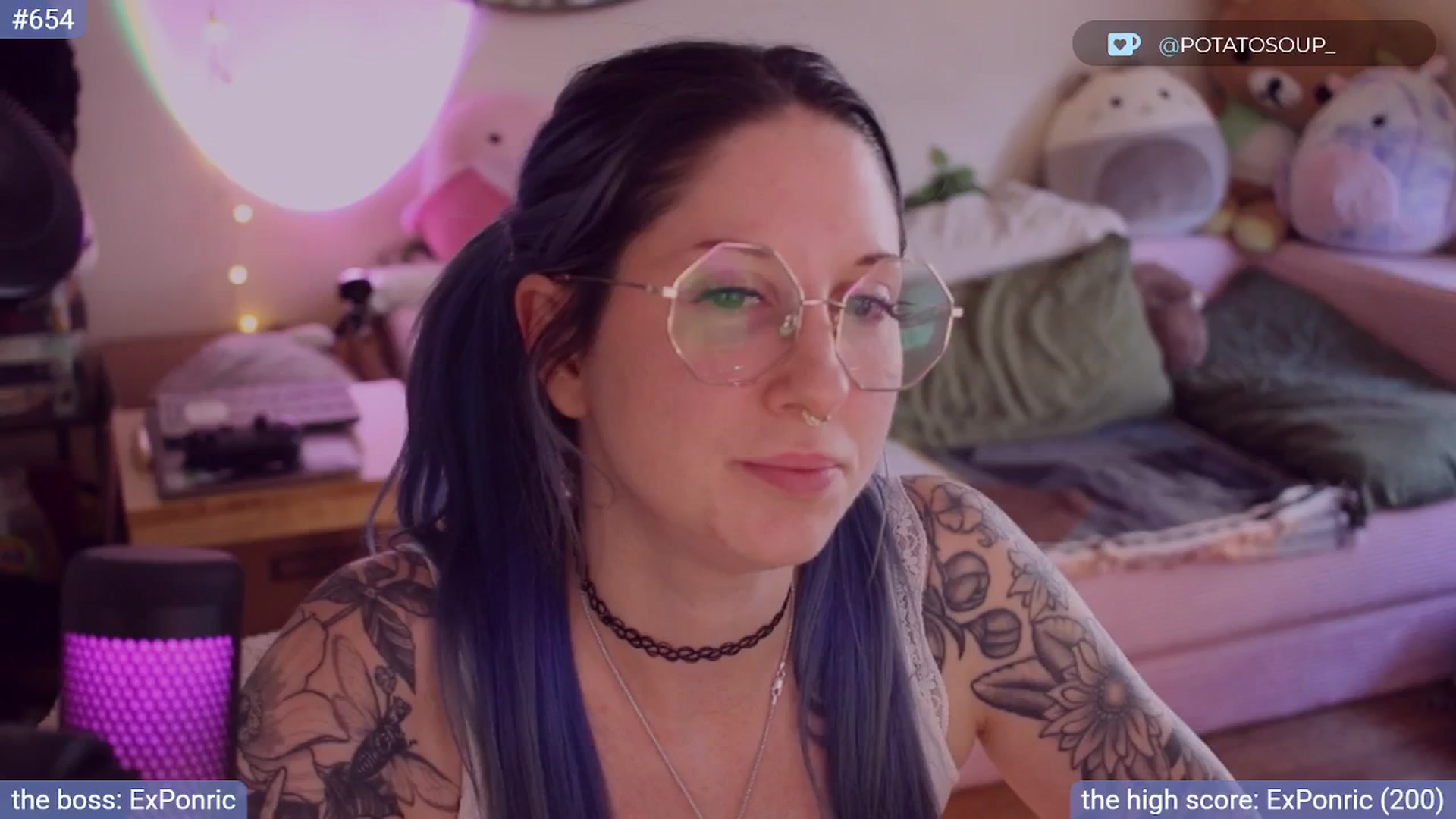 Gallery image thumbnail from sluttypotato's myfreecams stream on, 08/22/2025, 24:45 image 15 of 20
