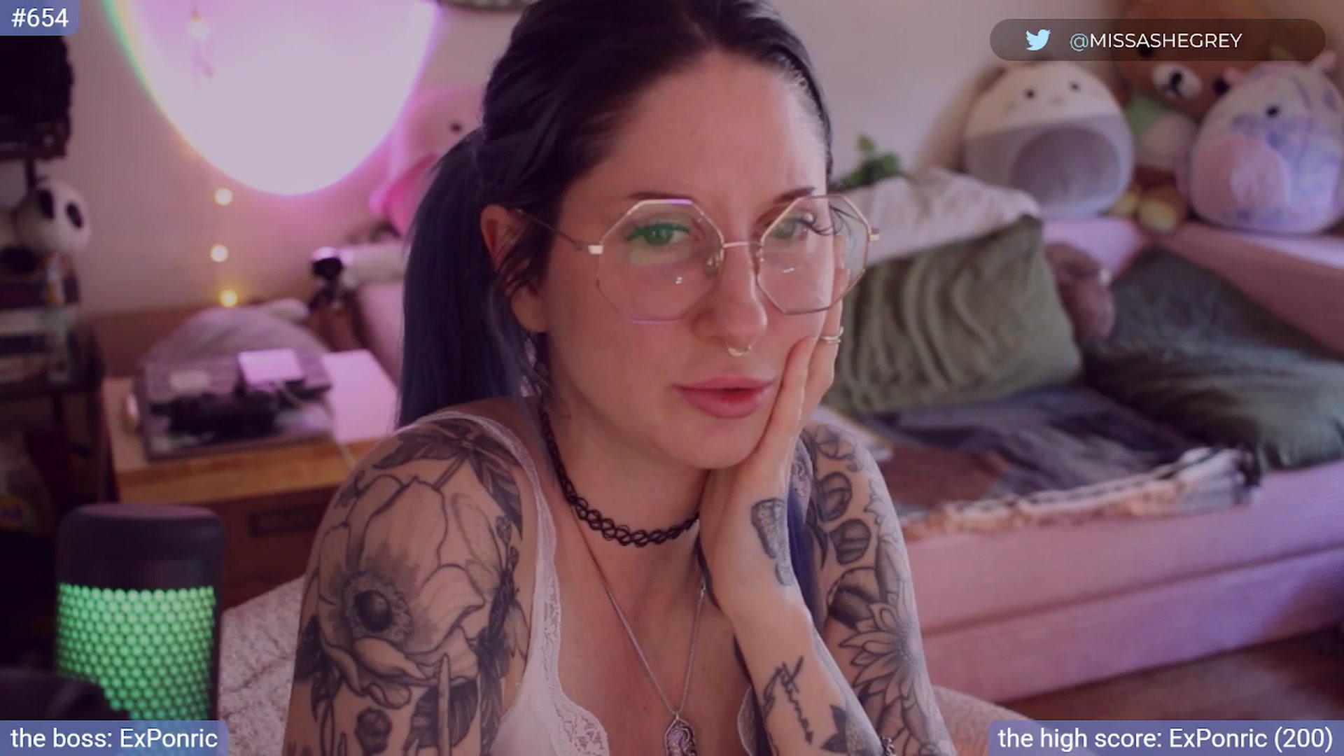 Gallery image thumbnail from sluttypotato's myfreecams stream on, 08/22/2025, 24:45 image 14 of 20