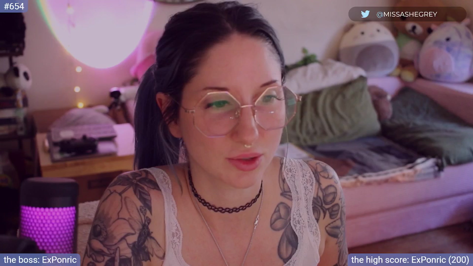 Gallery image thumbnail from sluttypotato's myfreecams stream on, 08/22/2025, 24:45 image 16 of 20